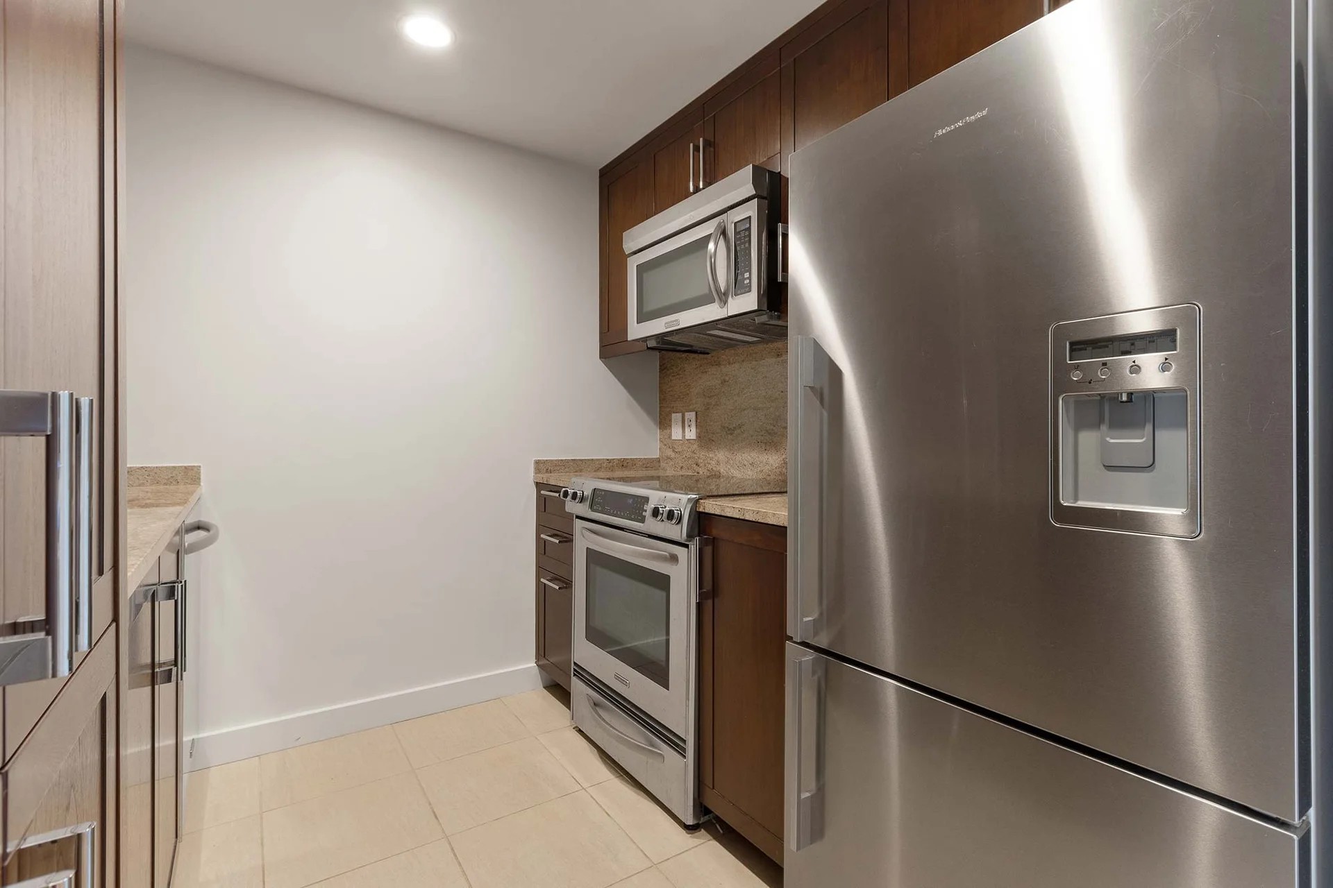 Photos of apartment on Clarendon St.,Boston MA 02116
