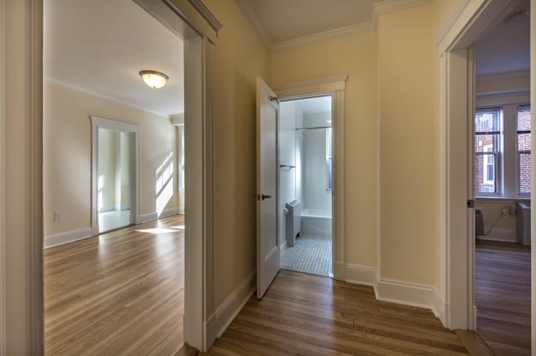 Photos of apartment on Massachusetts Ave.,Cambridge MA 02138