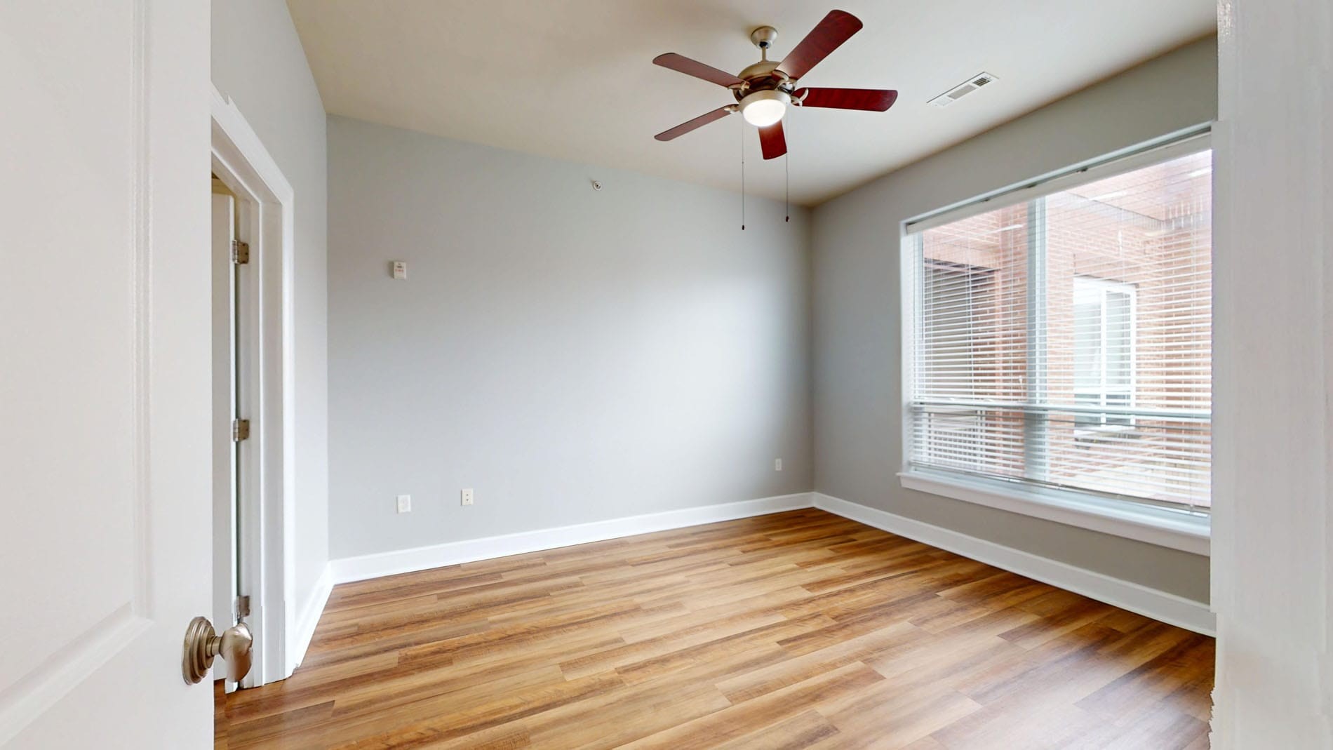 Photo 5 of 300 2nd Ave. Unit 3164