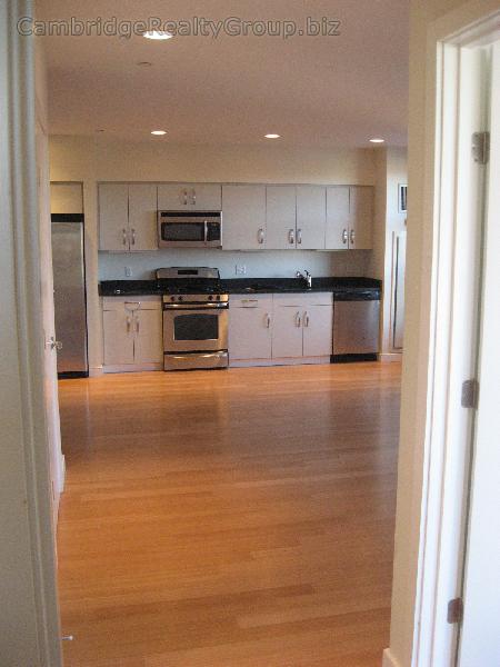 601 Albany St, South End