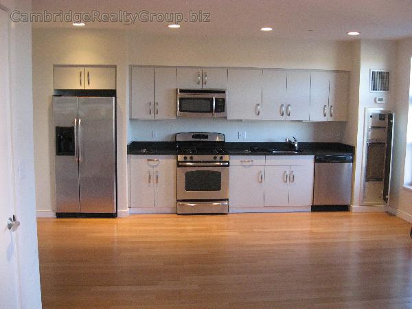 601 Albany St, South End