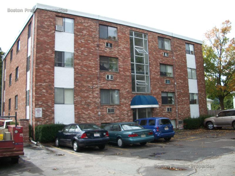 2 bed, 1 bath apartment for rent at 362 Centre St Unit 9, Quincy