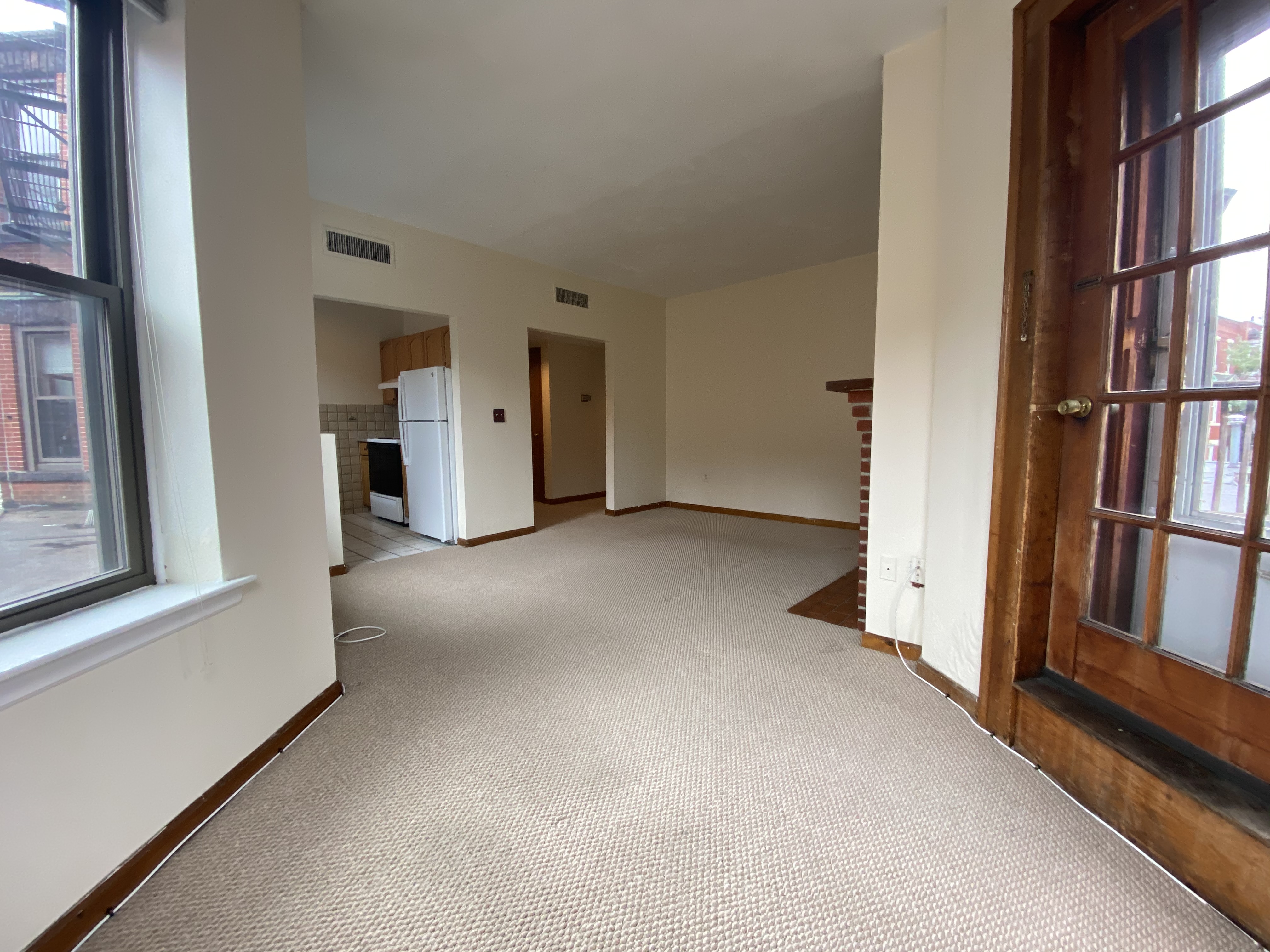 2 bed, 1.5 bath apartment for rent at 54 Gainsborough St Unit 2, Fenway — photo 5 of 10
