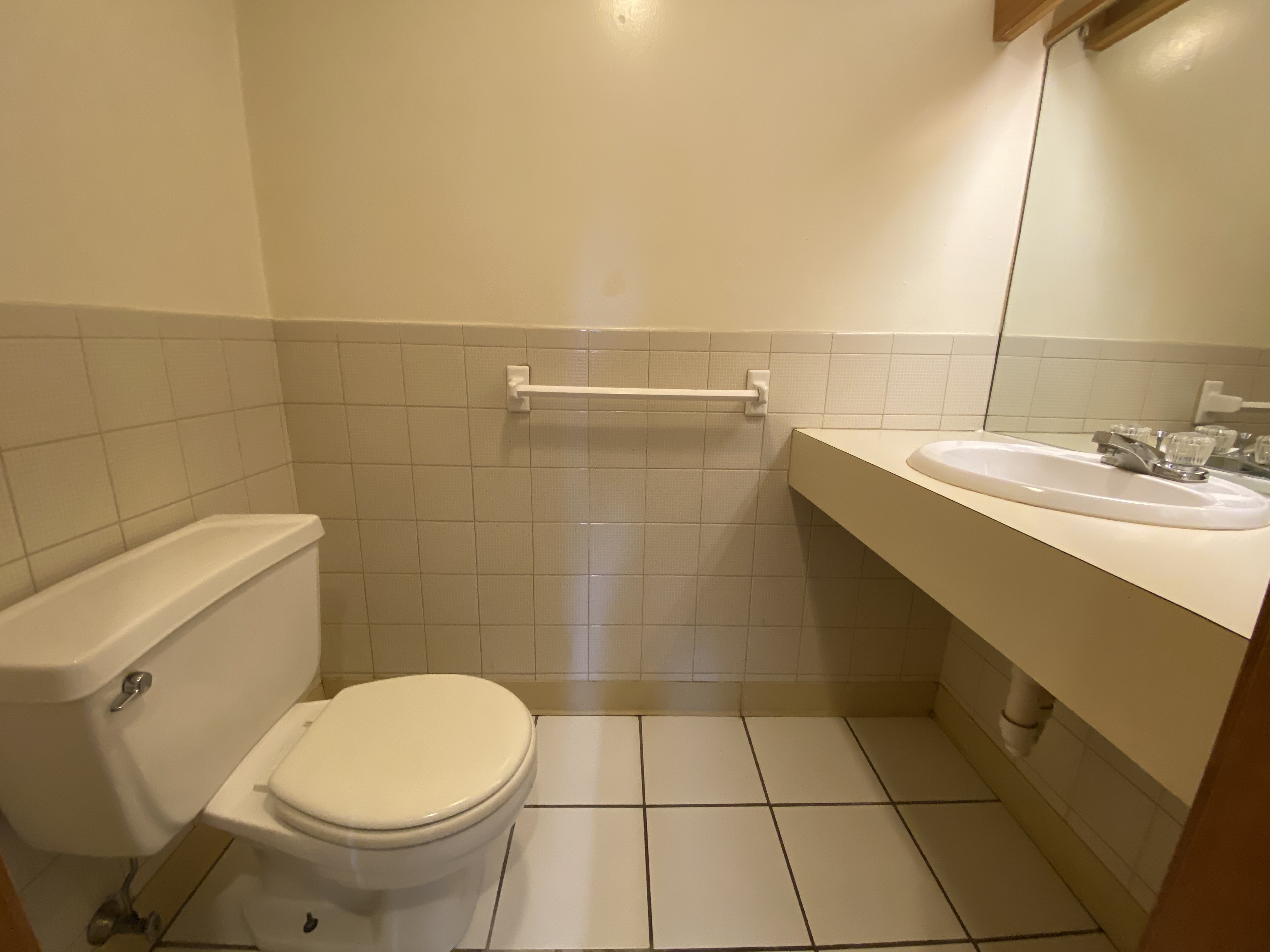2 bed, 1.5 bath apartment for rent at 54 Gainsborough St Unit 2, Fenway — photo 10 of 10