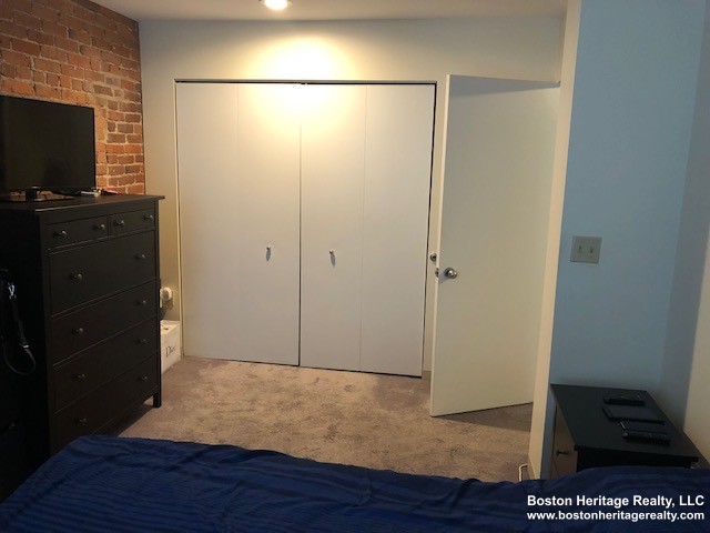 1 bed, 1 bath apartment for rent at 96 Gainsborough St Unit 202, Fenway — photo 2 of 2