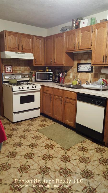 1 bed, 1 bath apartment for rent at 8 Westland Ave Unit 3, Fenway — photo 3 of 4