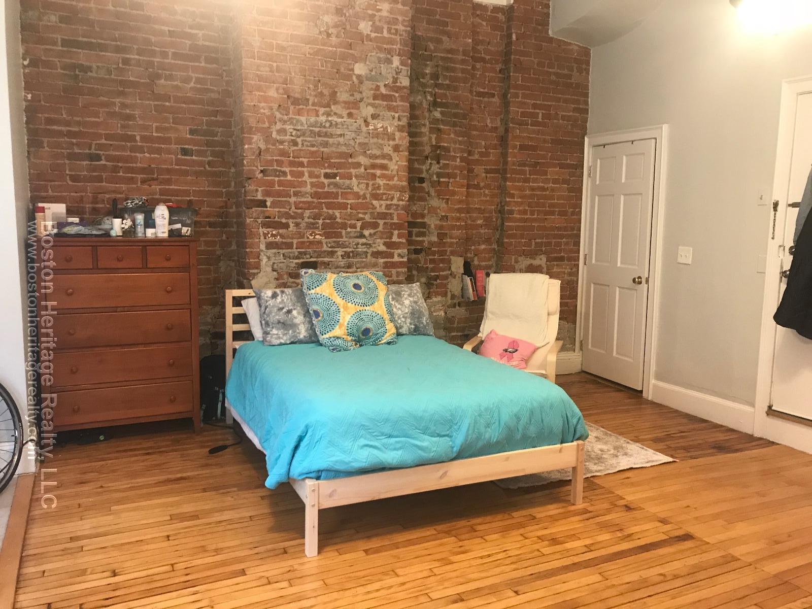 2 Symphony Rd, Fenway