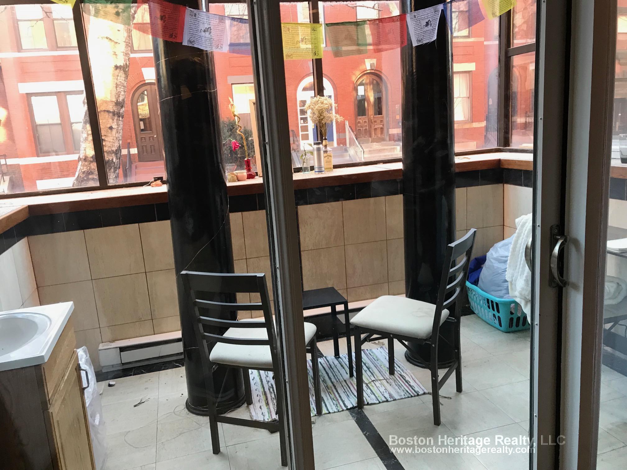 21 Symphony Rd, Fenway