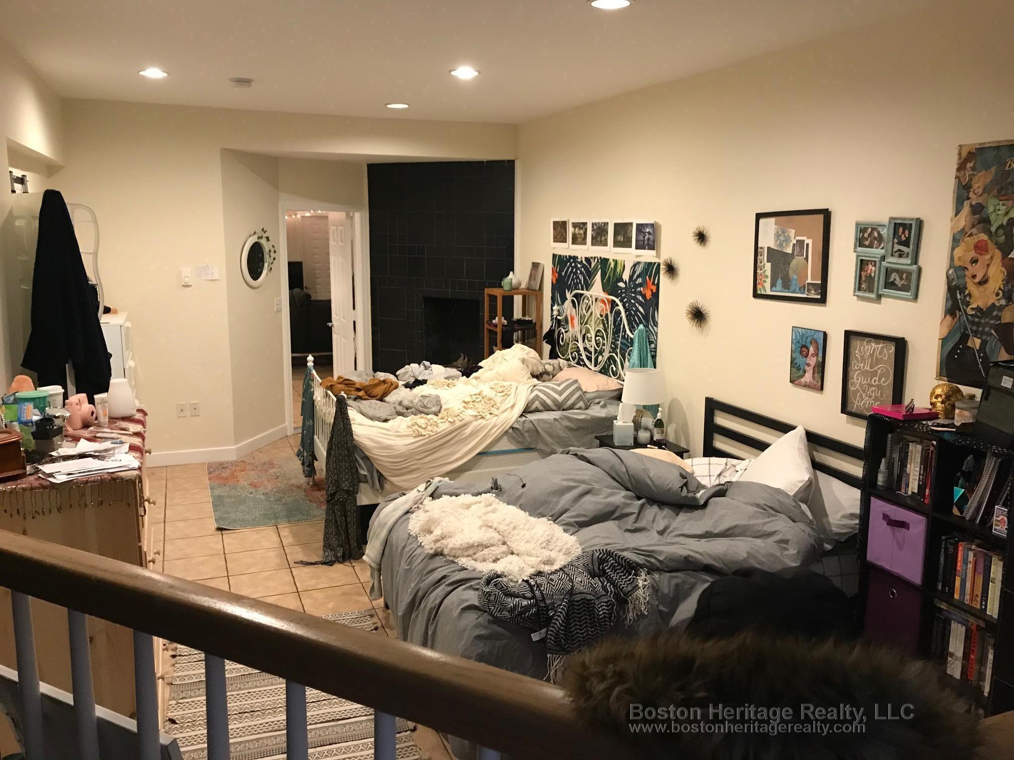 21 Symphony Rd, Fenway