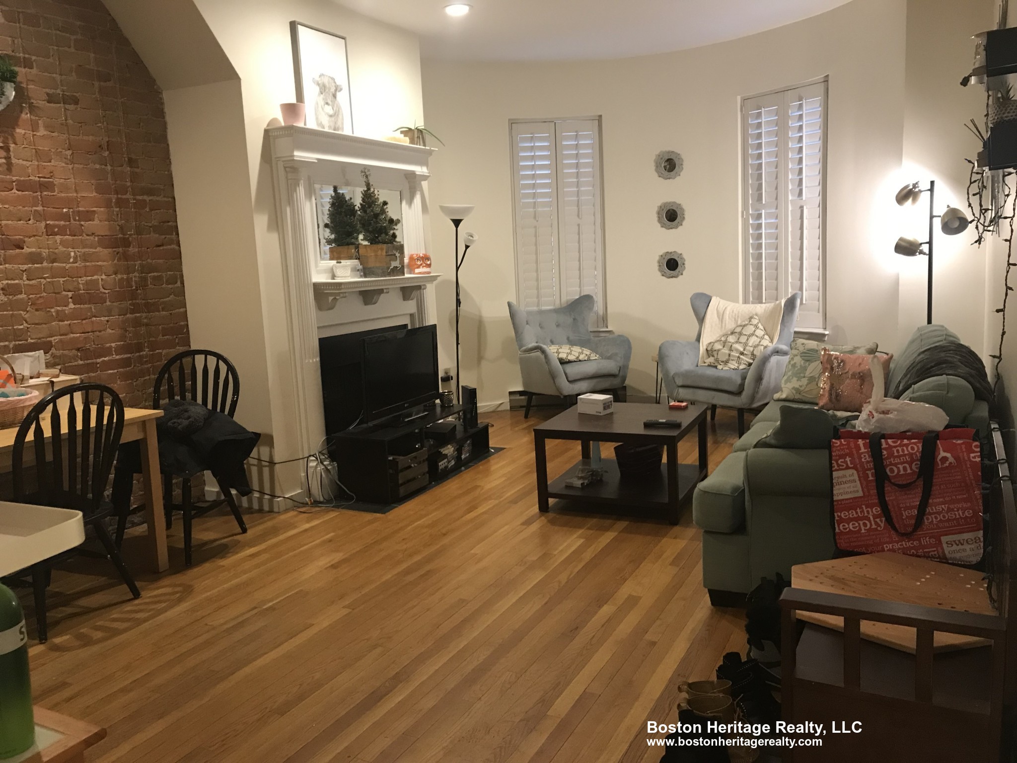 28 Symphony Rd, Fenway