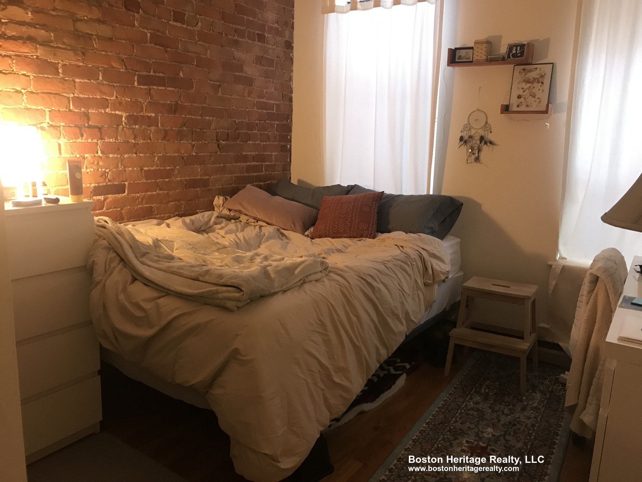 28 Symphony Rd, Fenway