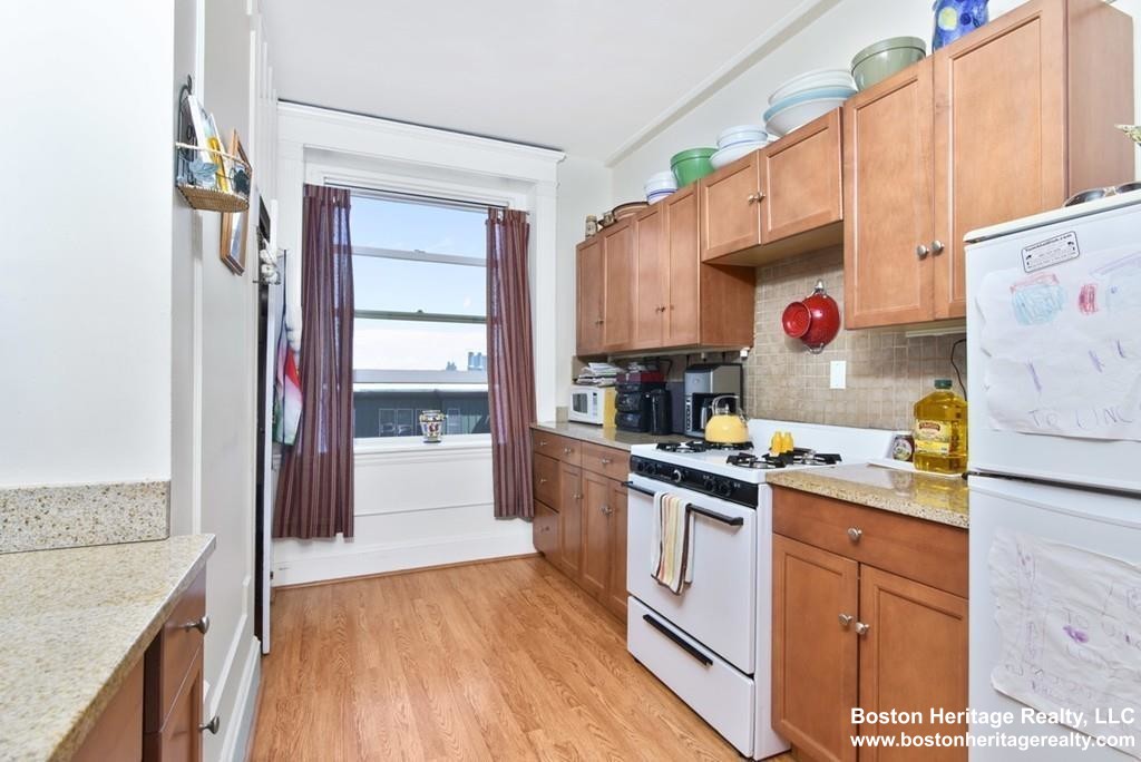 8 Garrison St, Back Bay