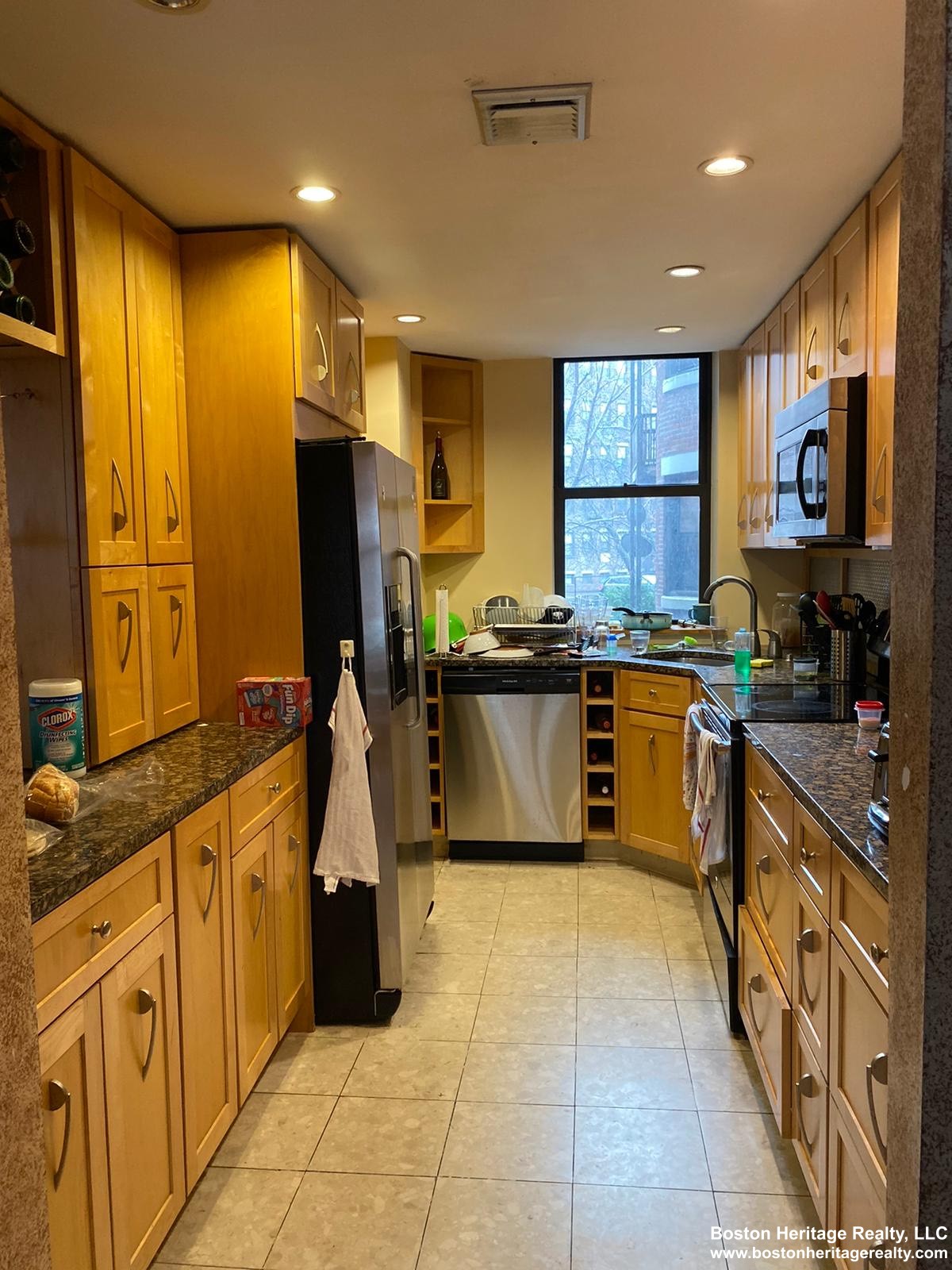 3 bed, 2 bath apartment for rent at 84 Gainsborough St Unit 103, Fenway — photo 2 of 19