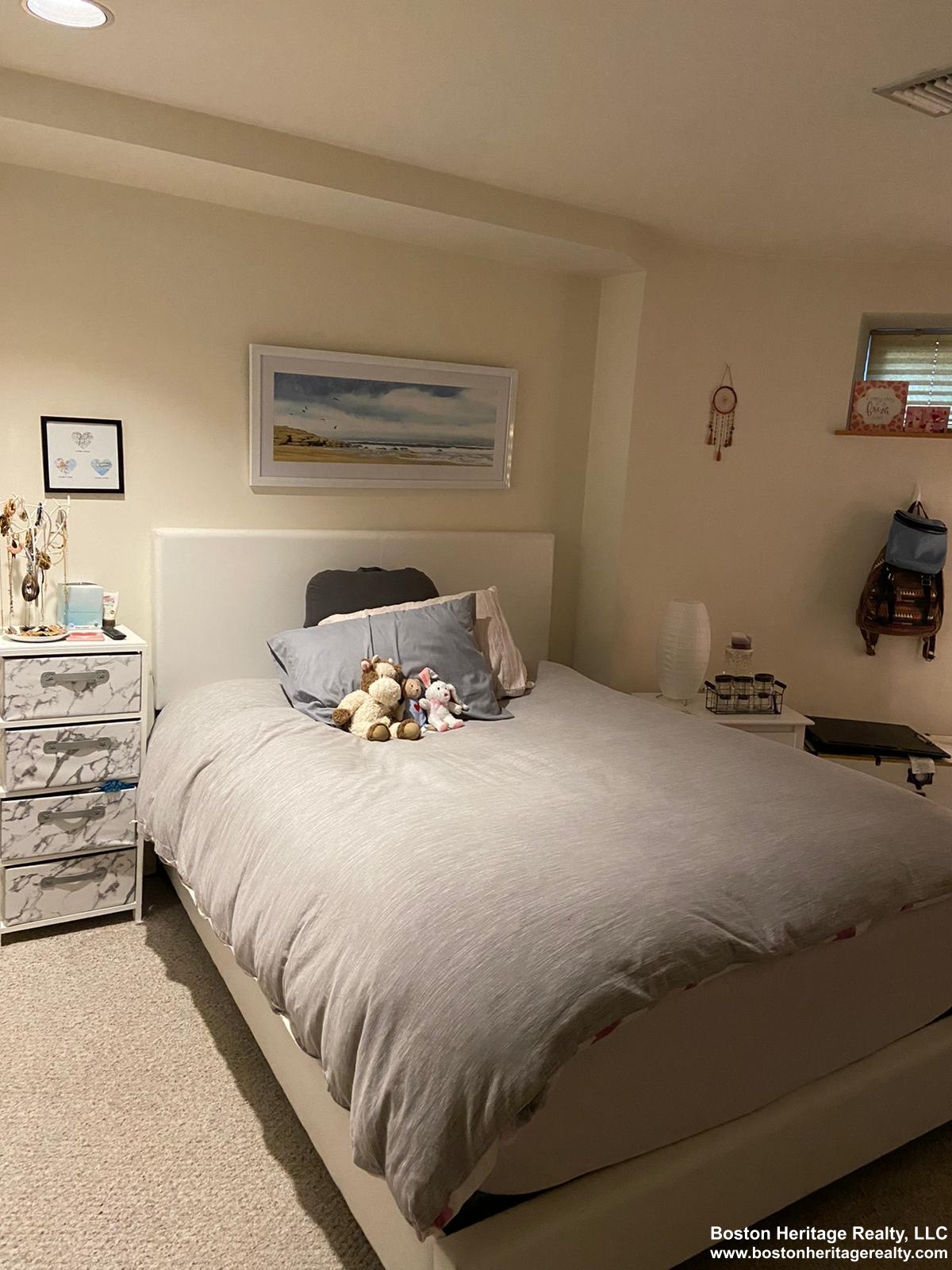 3 bed, 2 bath apartment for rent at 84 Gainsborough St Unit 103, Fenway — photo 9 of 19