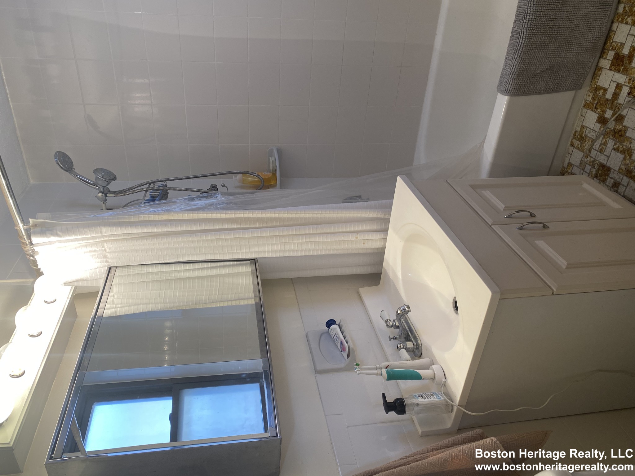 10 Westland Ave, Fenway