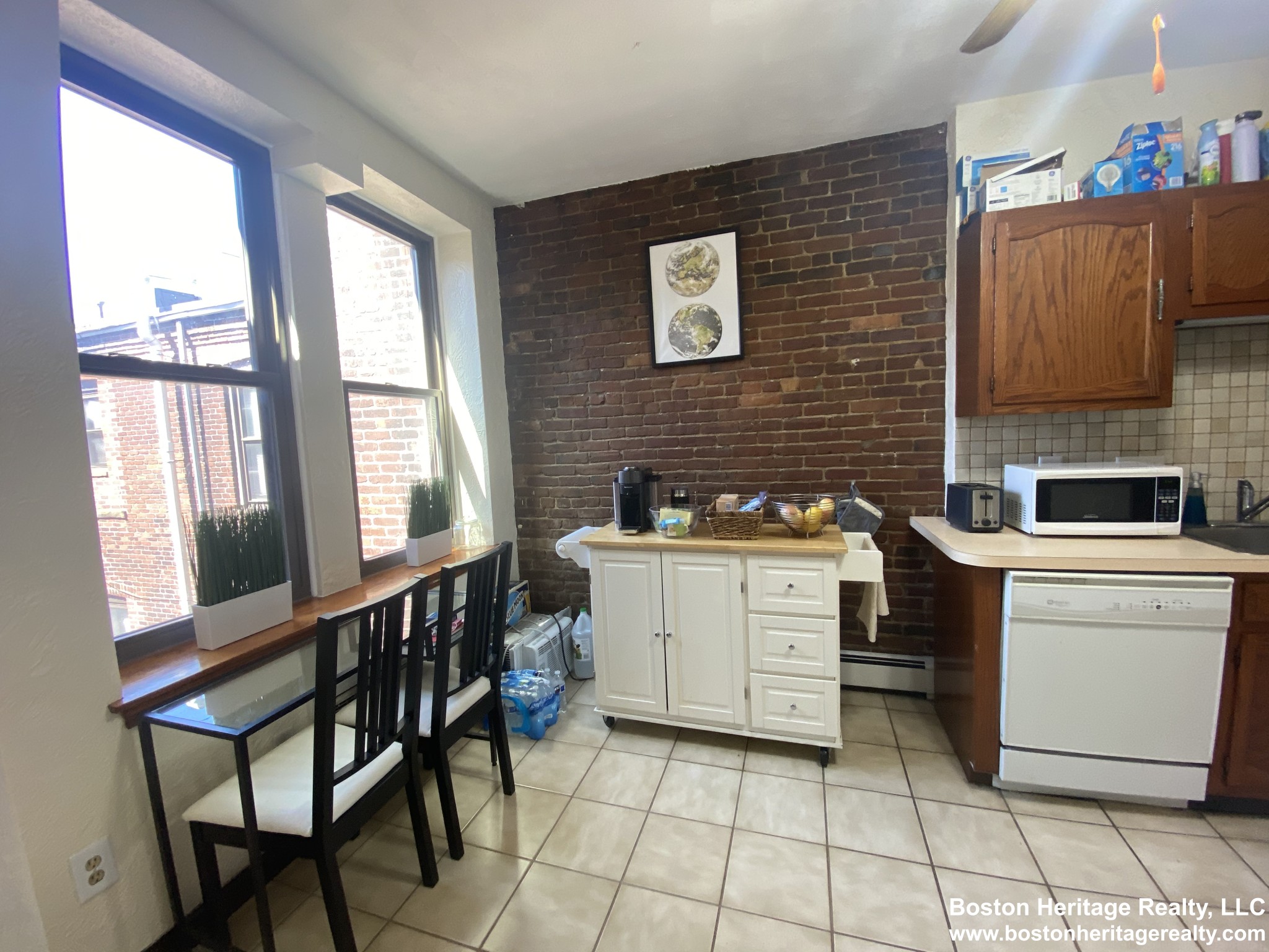 10 Westland Ave, Fenway