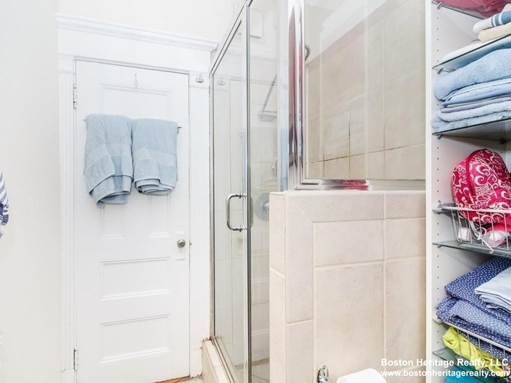 1 bed, 1 bath apartment for rent at 8 Garrison St Unit 200, Back Bay — photo 8 of 9