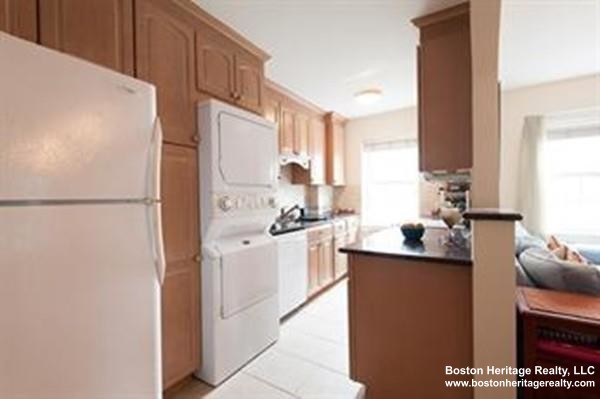 2 bed, 1 bath apartment for rent at 33 Lennon Ct Unit 16, South Boston — photo 8 of 13