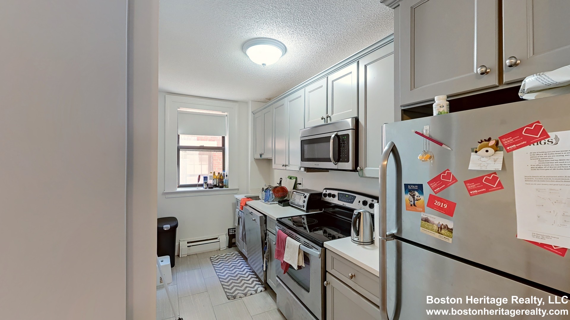 2 bed, 1 bath apartment for rent at 128 Hemenway St Unit 302, Fenway — photo 2 of 10