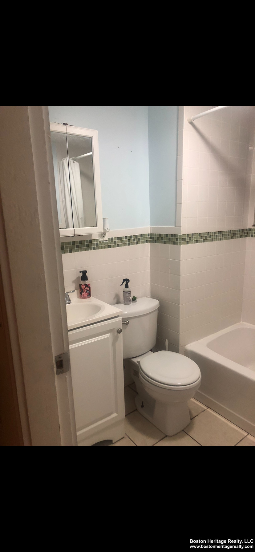 1 bed, 1 bath apartment for rent at 2 Pama Gardens Unit B, Brighton — photo 6 of 6