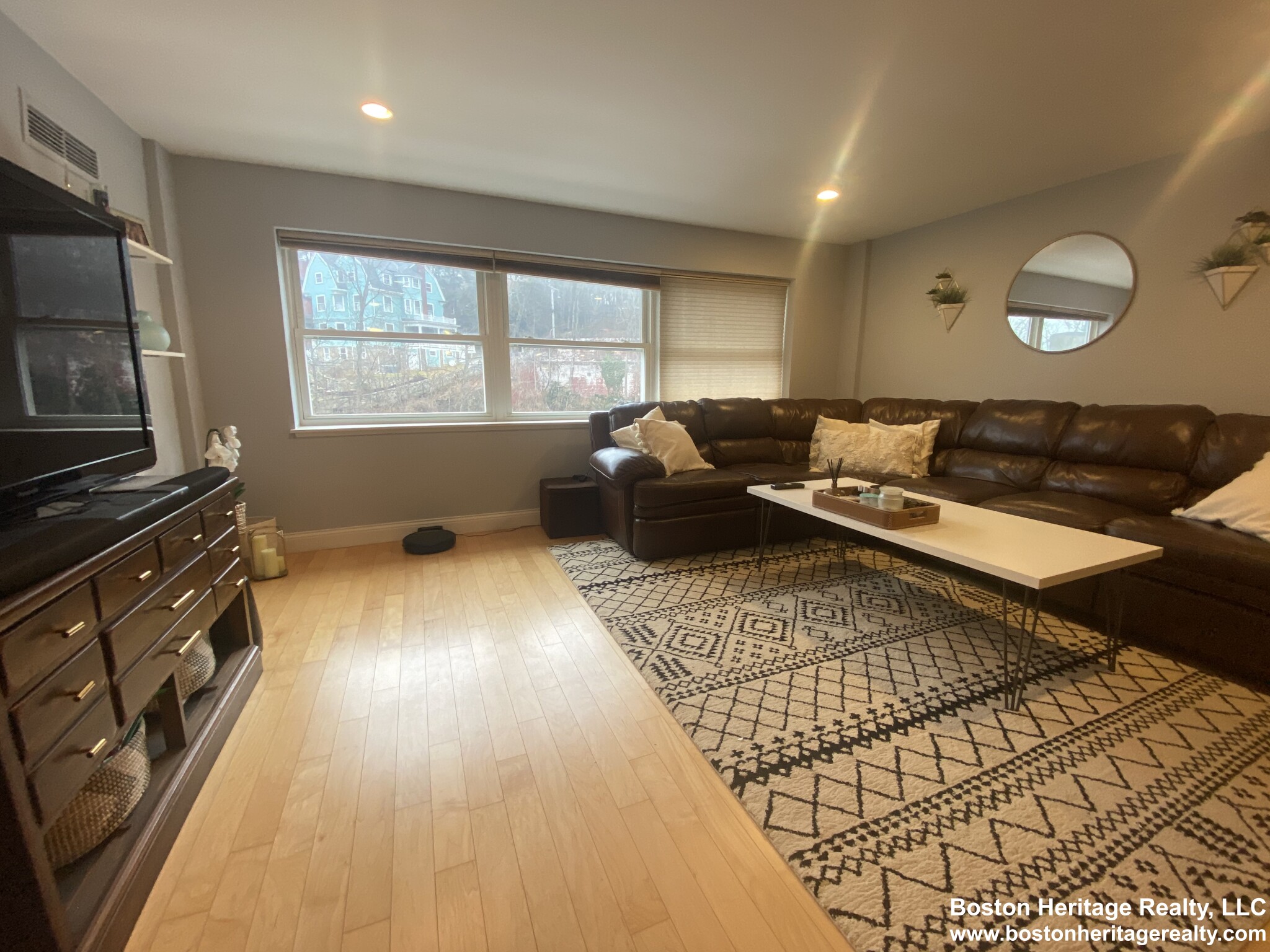 1600 Beacon St, Corey Hill