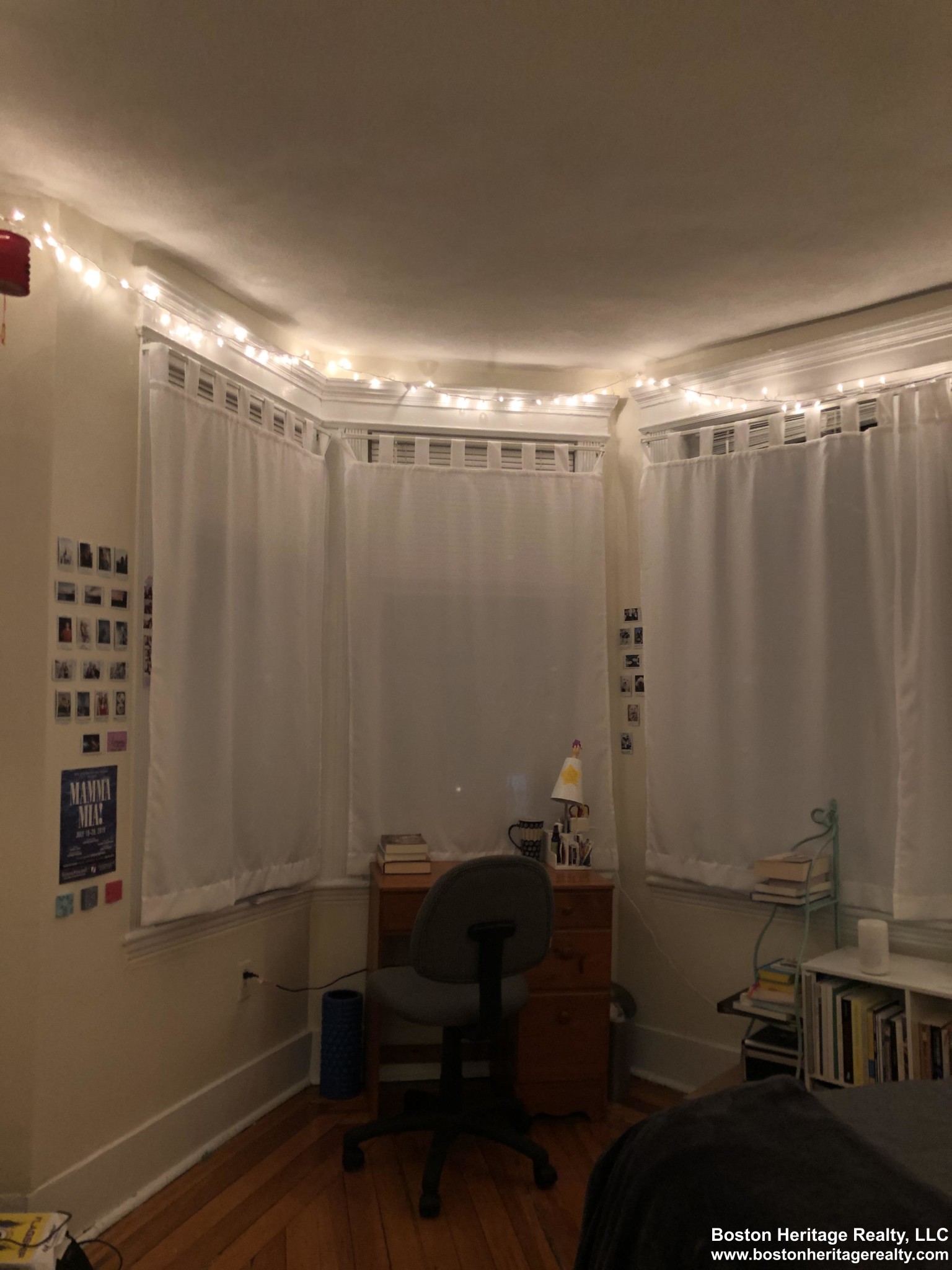 54 Burbank St, Fenway