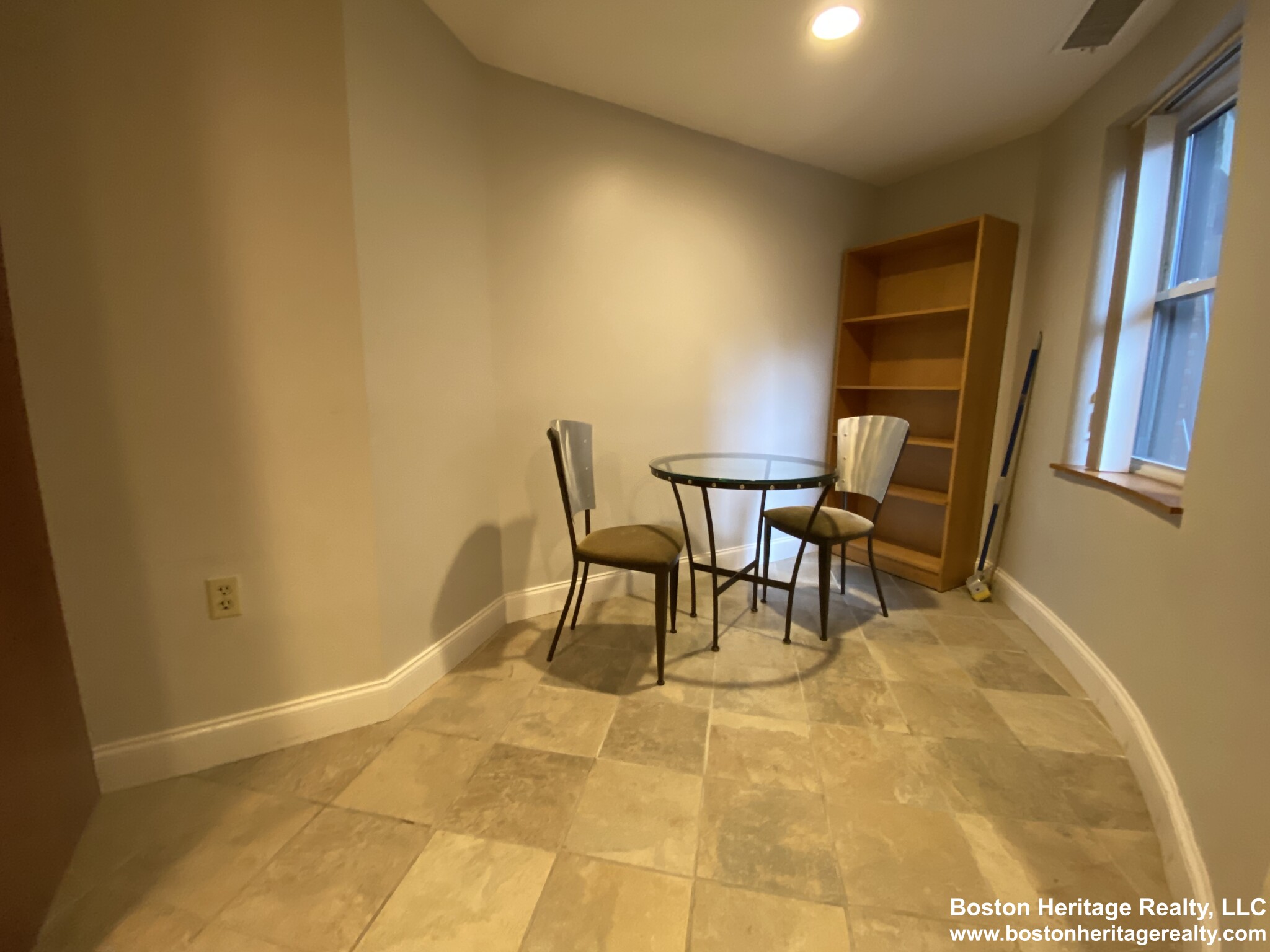 2 bed, 1 bath apartment for rent at 103 Gainsborough St Unit 6, Fenway — photo 7 of 11