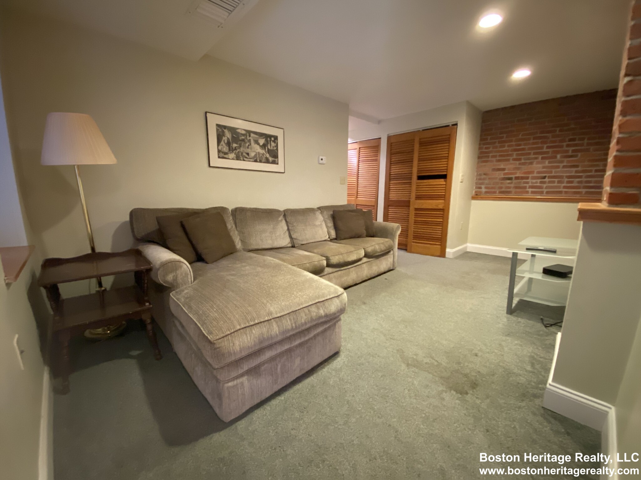 2 bed, 1 bath apartment for rent at 103 Gainsborough St Unit 6, Fenway — photo 3 of 11