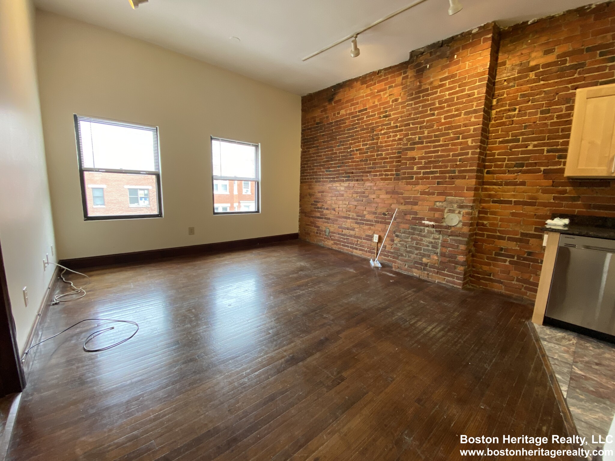 3 Beds, 1 Bath apartment in Boston, Fenway for $5,000