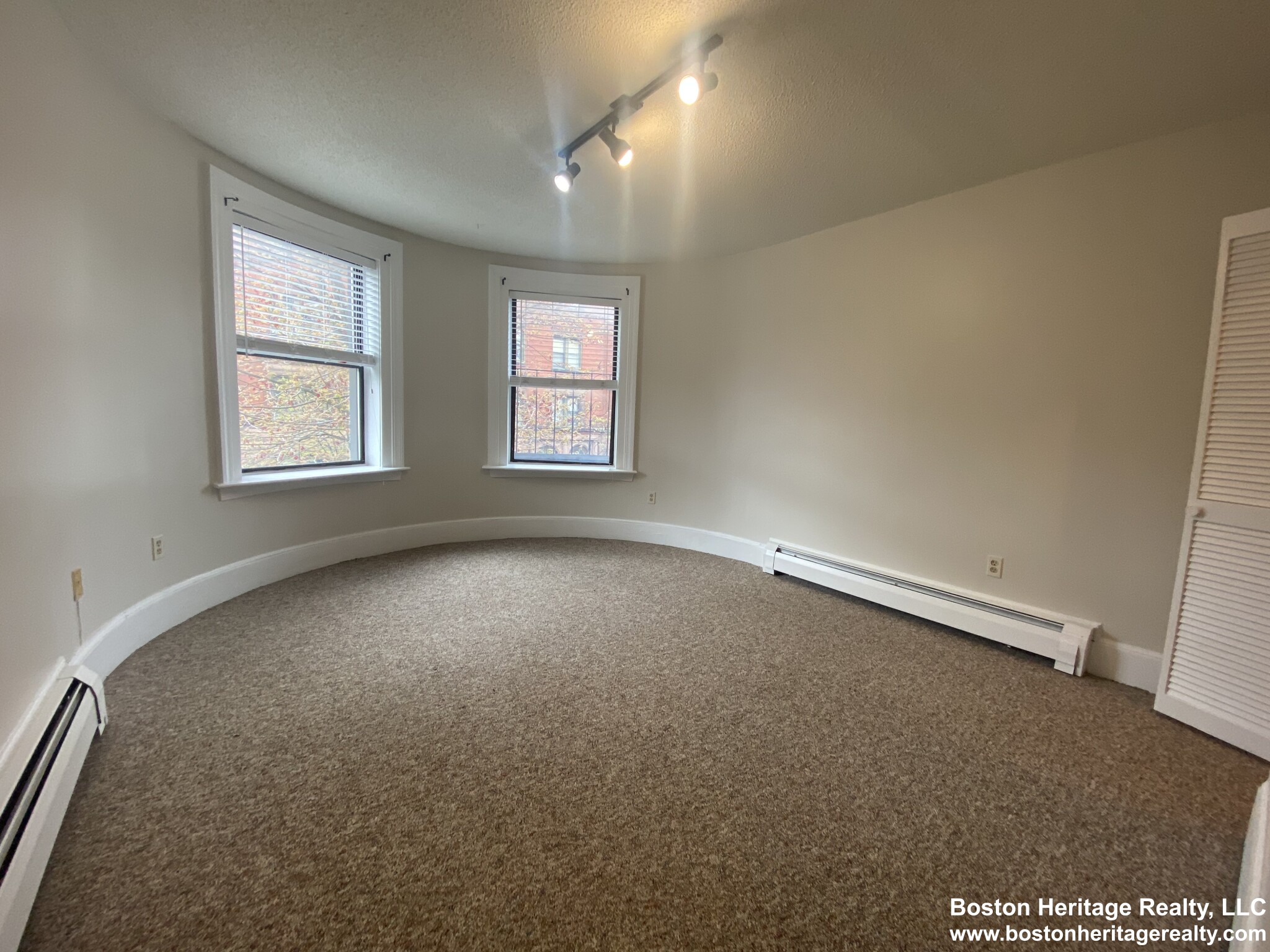 1 Bed, 1 Bath apartment in Boston, Fenway for $2,700