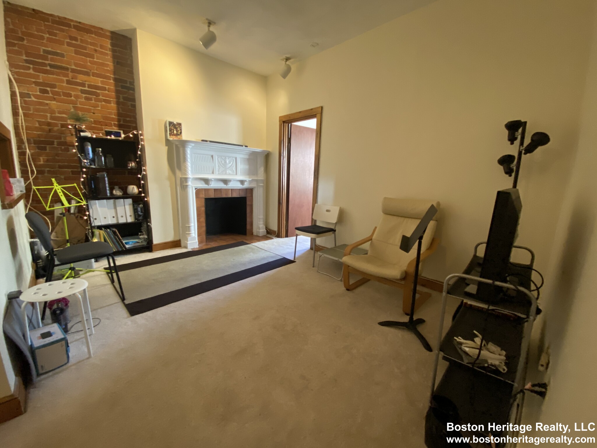 2 bed, 1 bath apartment for rent at 14 Westland Ave Unit 4, Fenway — photo 1 of 8