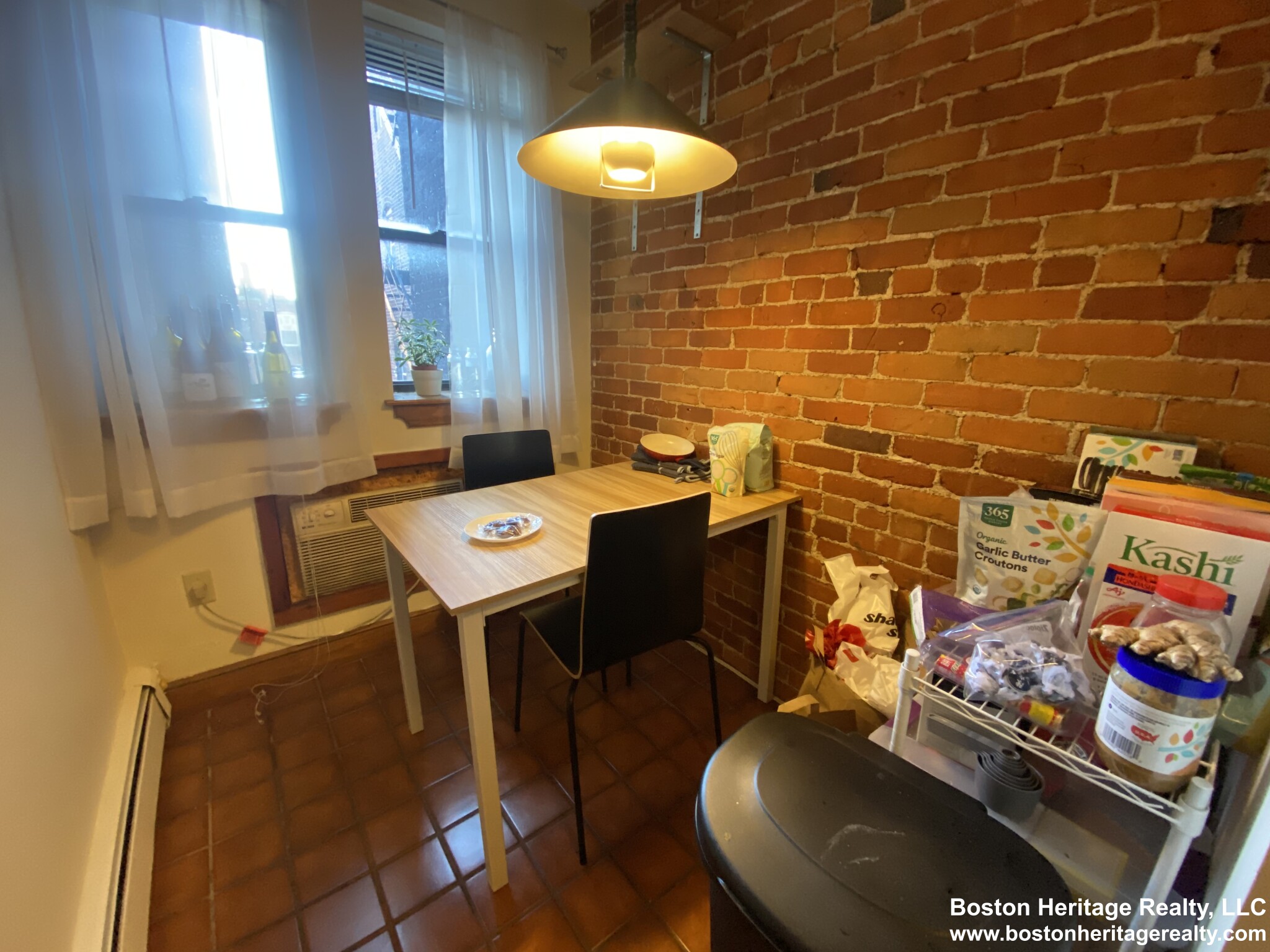 2 bed, 1 bath apartment for rent at 14 Westland Ave Unit 4, Fenway — photo 7 of 8