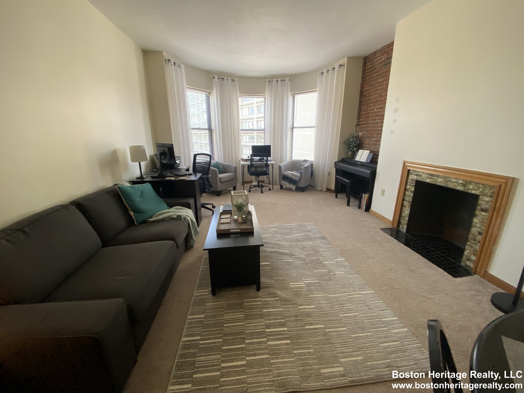 1 bed, 1 bath apartment for rent at 12 Westland Ave Unit 4, Fenway — photo 2 of 5