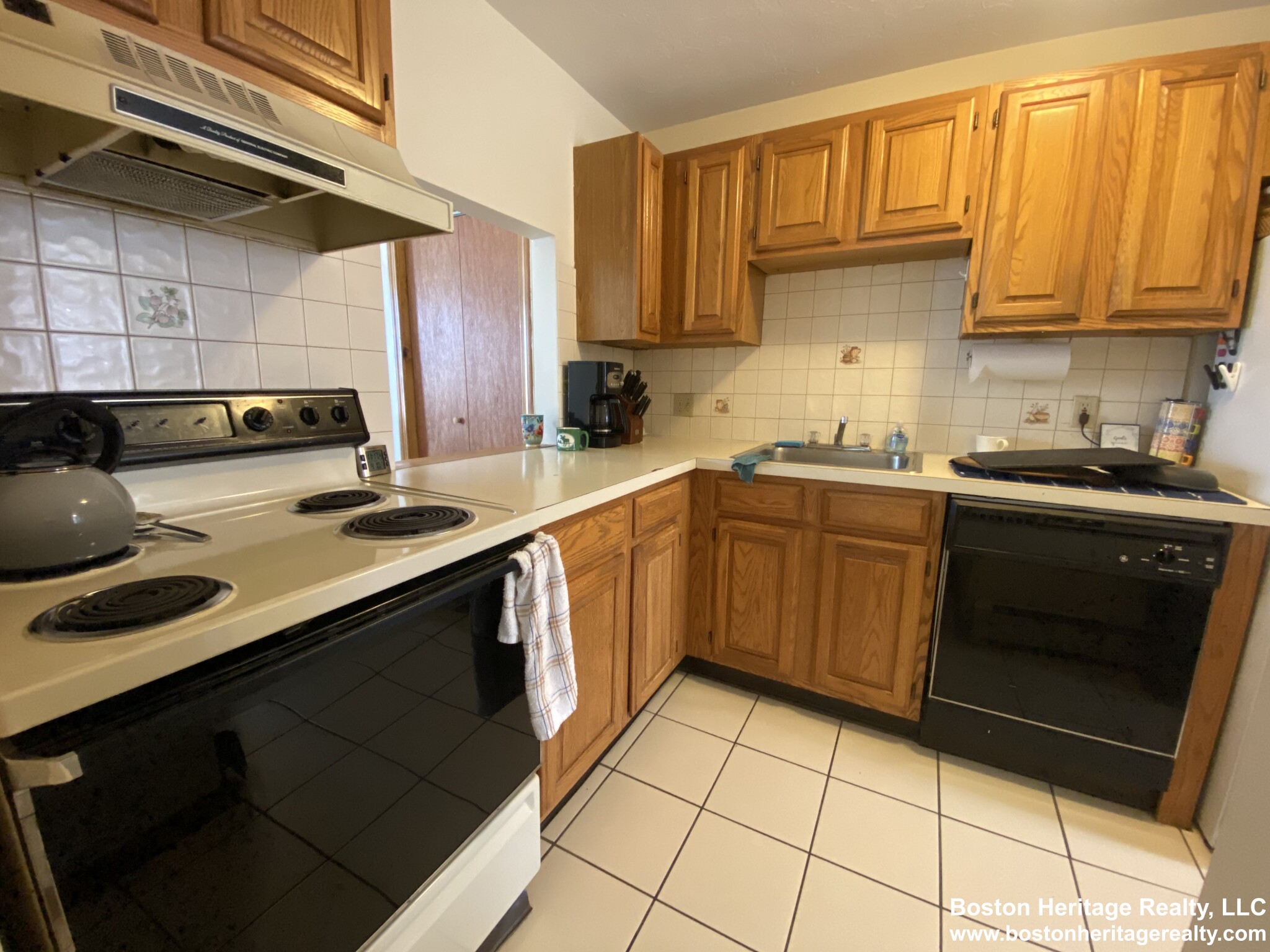 1 bed, 1 bath apartment for rent at 12 Westland Ave Unit 4, Fenway — photo 4 of 5