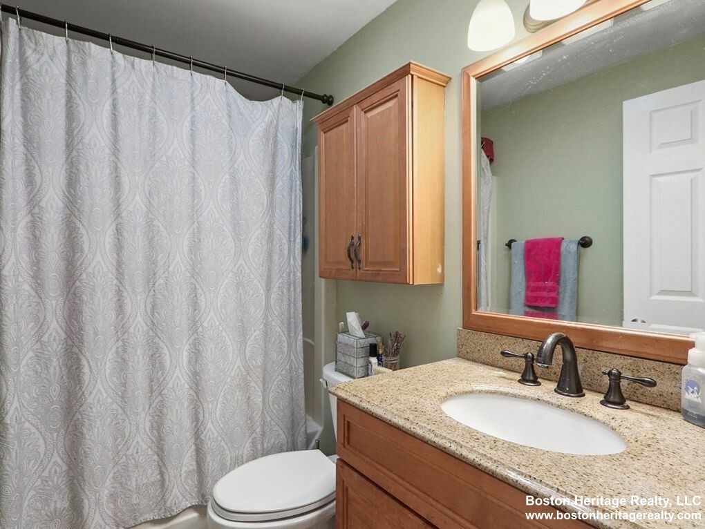 2 bed, 1 bath apartment for rent at 79 Gainsborough St Unit 205, Fenway — photo 9 of 10