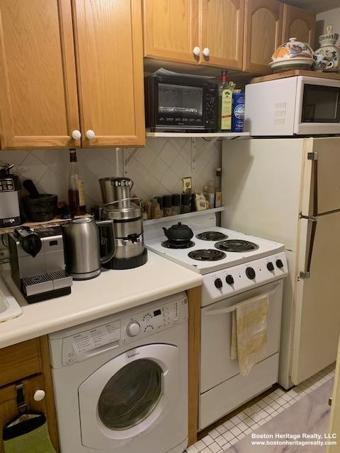 Studio bed, 1 bath apartment for rent at 240 Marlborough St Unit B, Back Bay — photo 8 of 15