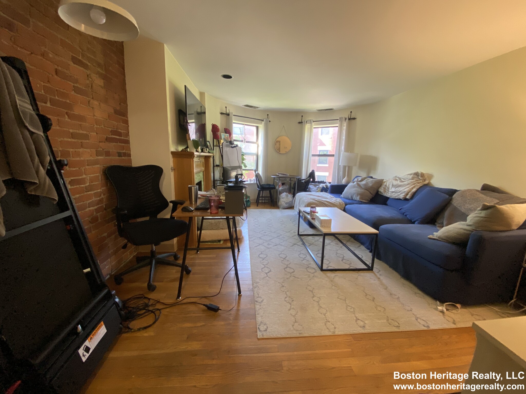 103 Gainsborough St, Fenway