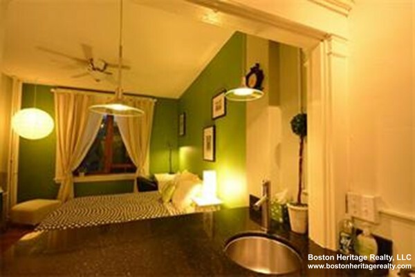 8 Garrison St, Back Bay