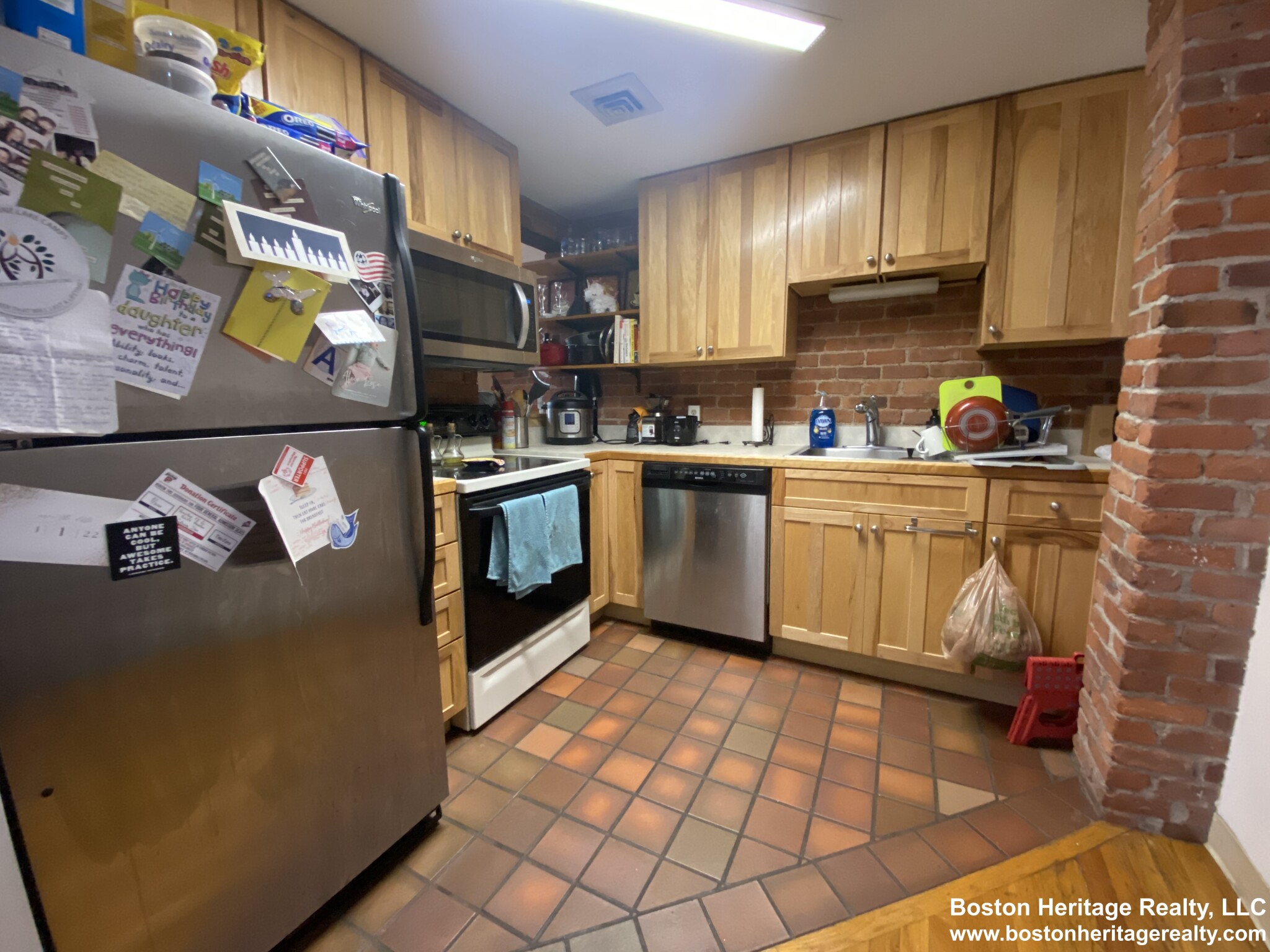 2 bed, 1 bath apartment for rent at 95 Gainsborough St Unit 306, Fenway — photo 3 of 9