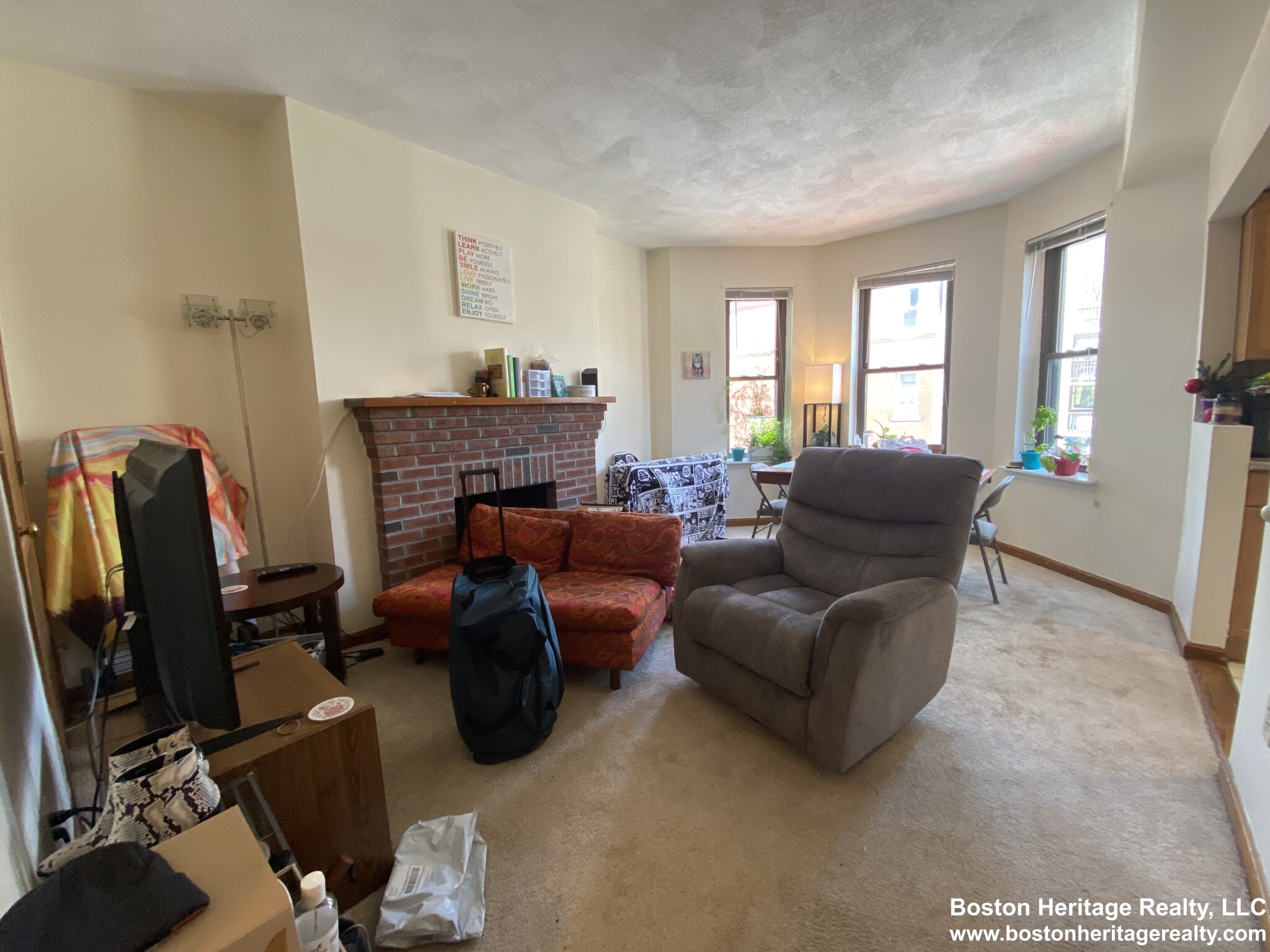 52 Gainsborough St, Fenway