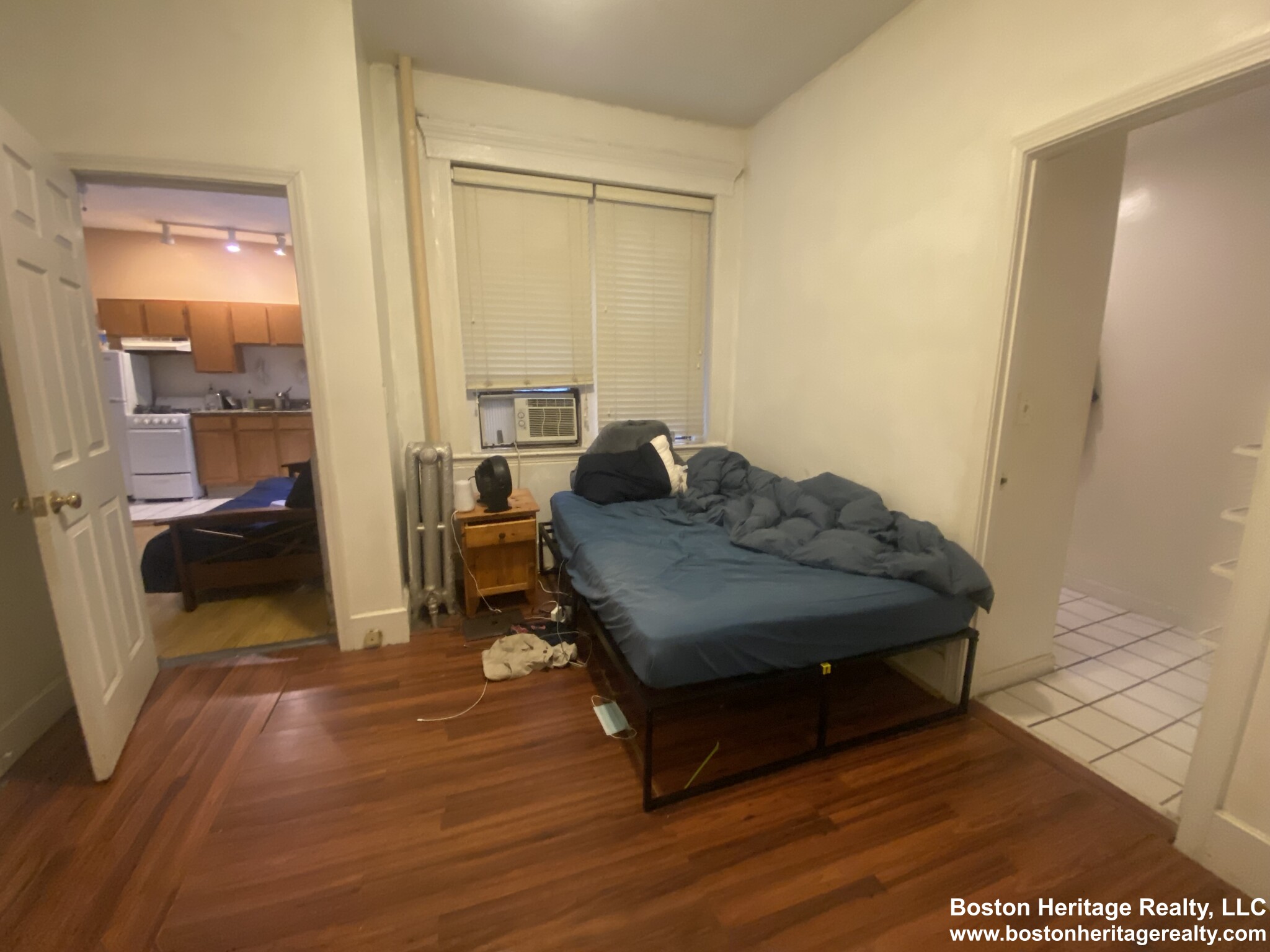 54 Burbank St, Fenway