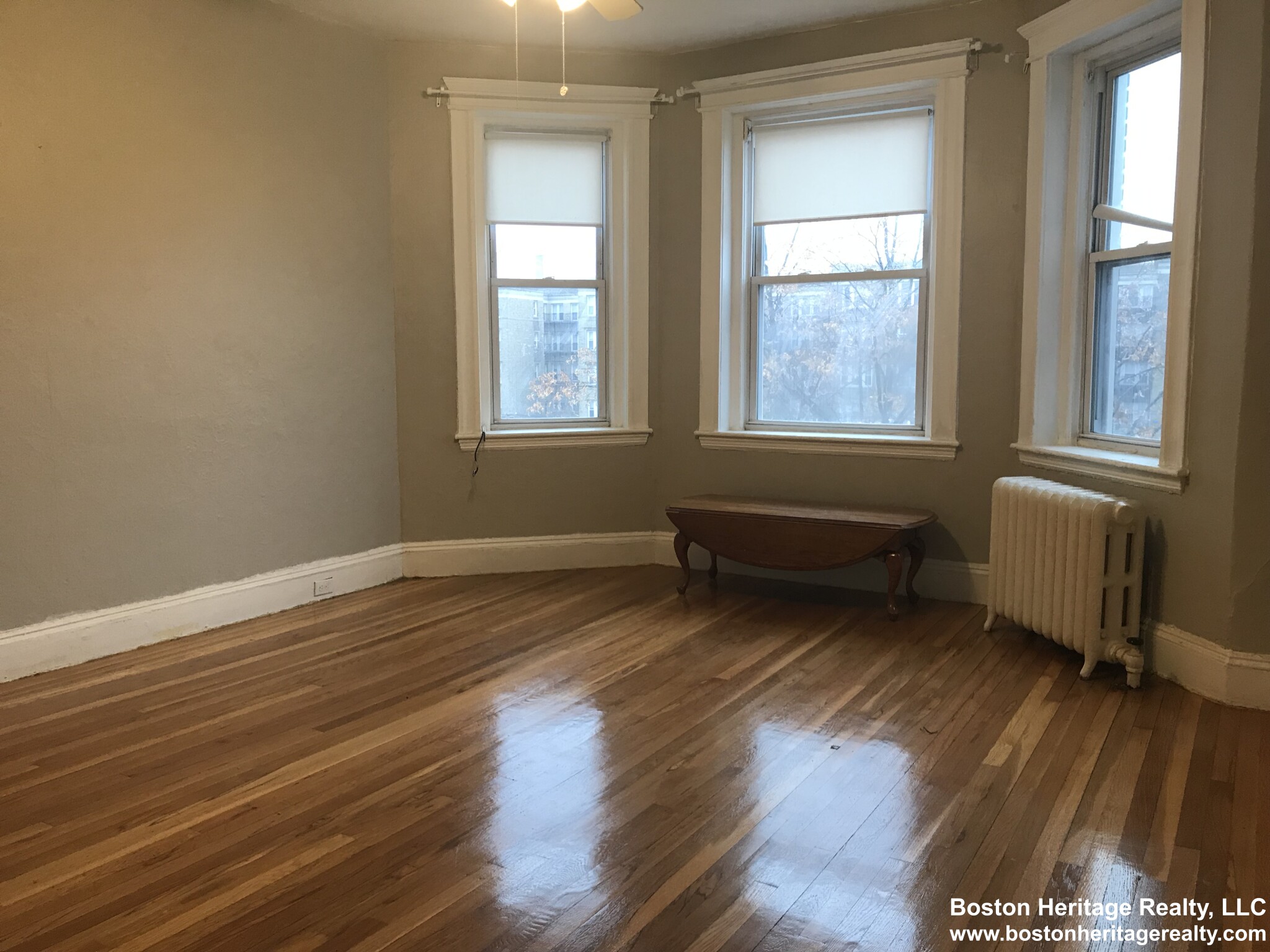 1 bed, 1 bath apartment for rent at 1633 Commonwealth Ave Unit 12, Brighton — photo 1 of 4
