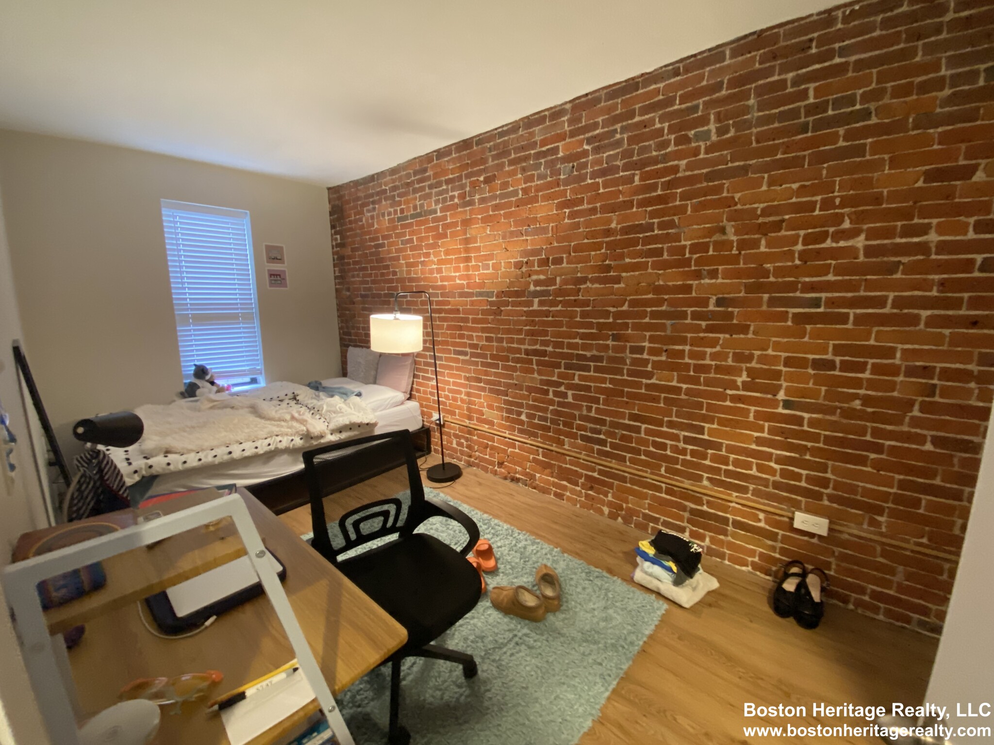 2 bed, 1 bath apartment for rent at 54 Gainsborough St Unit 3, Fenway — photo 5 of 7