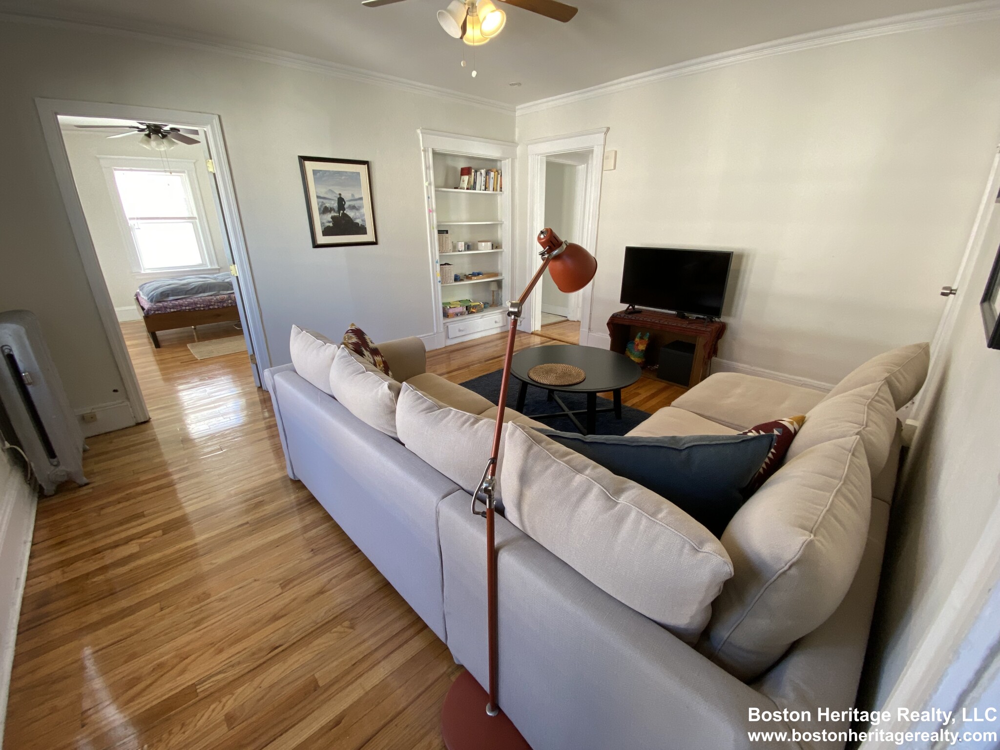 2 bed, 1 bath apartment for rent at 1 Pama Gdns Unit 3, Brighton — photo 1 of 9