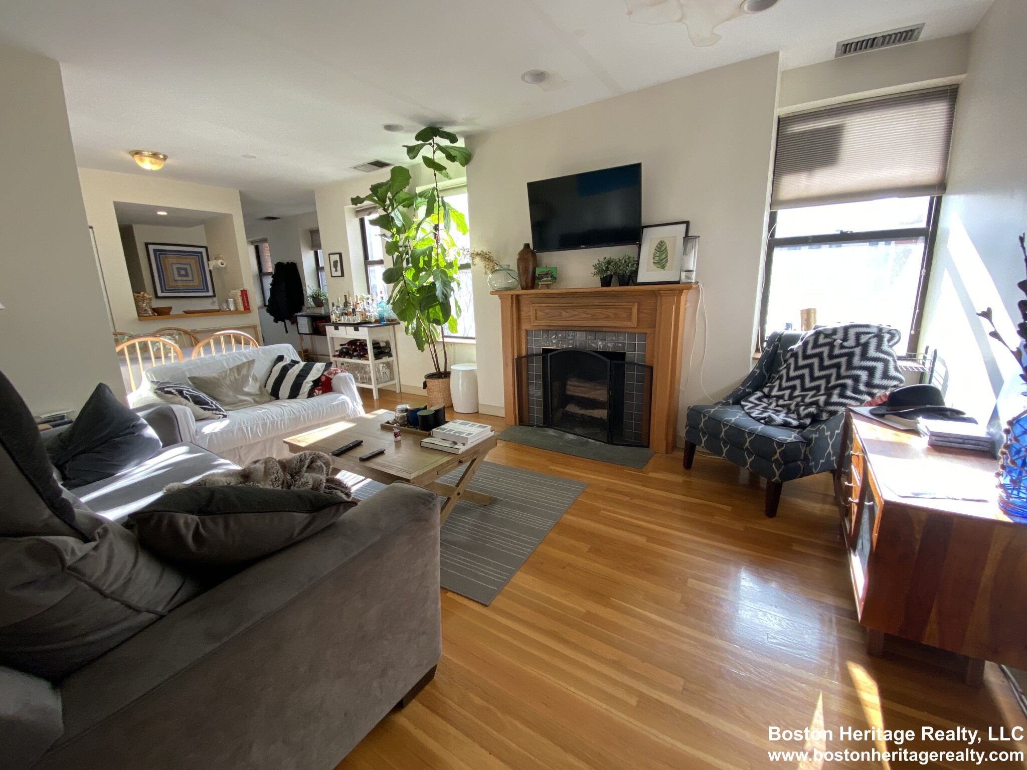 2 bed, 1 bath apartment for rent at 108 Gainsborough St Unit 106, Fenway — photo 1 of 10