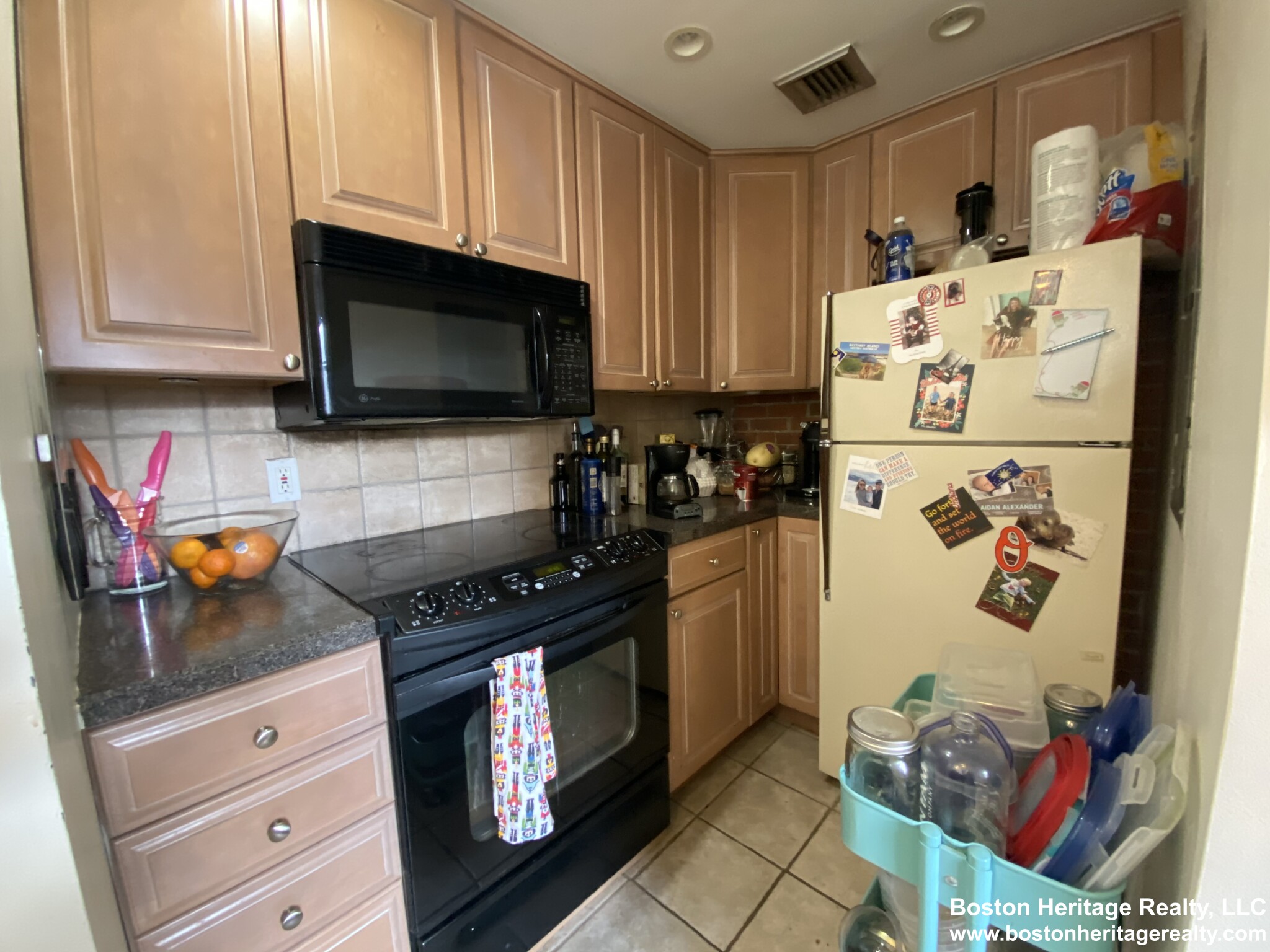 2 bed, 1 bath apartment for rent at 108 Gainsborough St Unit 106, Fenway — photo 6 of 10