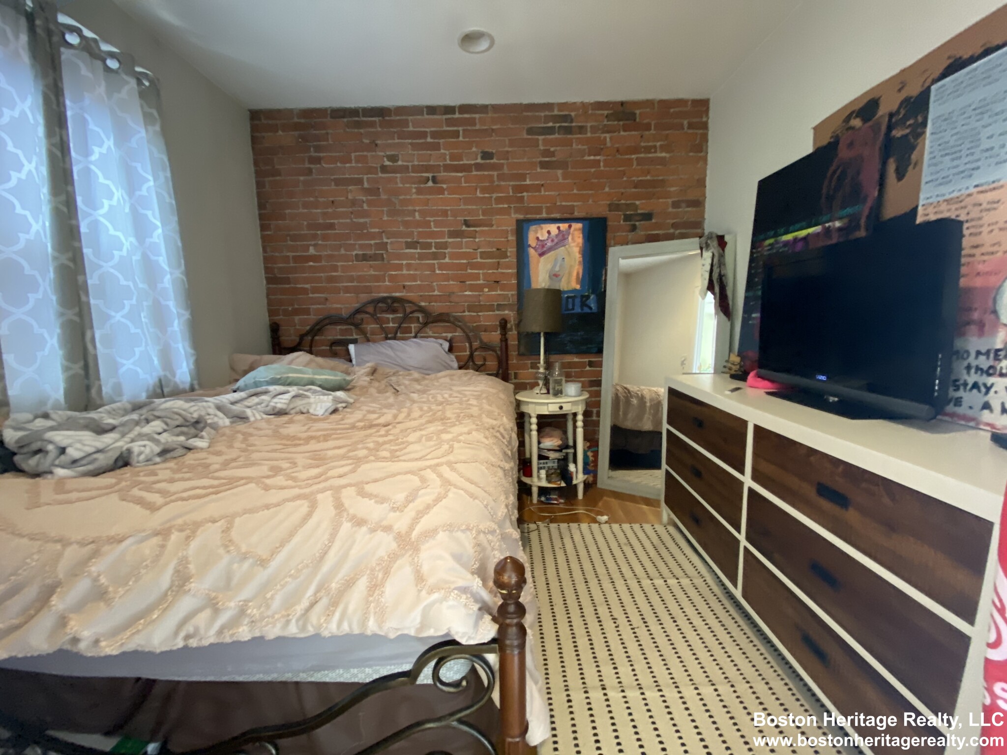 2 bed, 1 bath apartment for rent at 108 Gainsborough St Unit 106, Fenway — photo 8 of 10