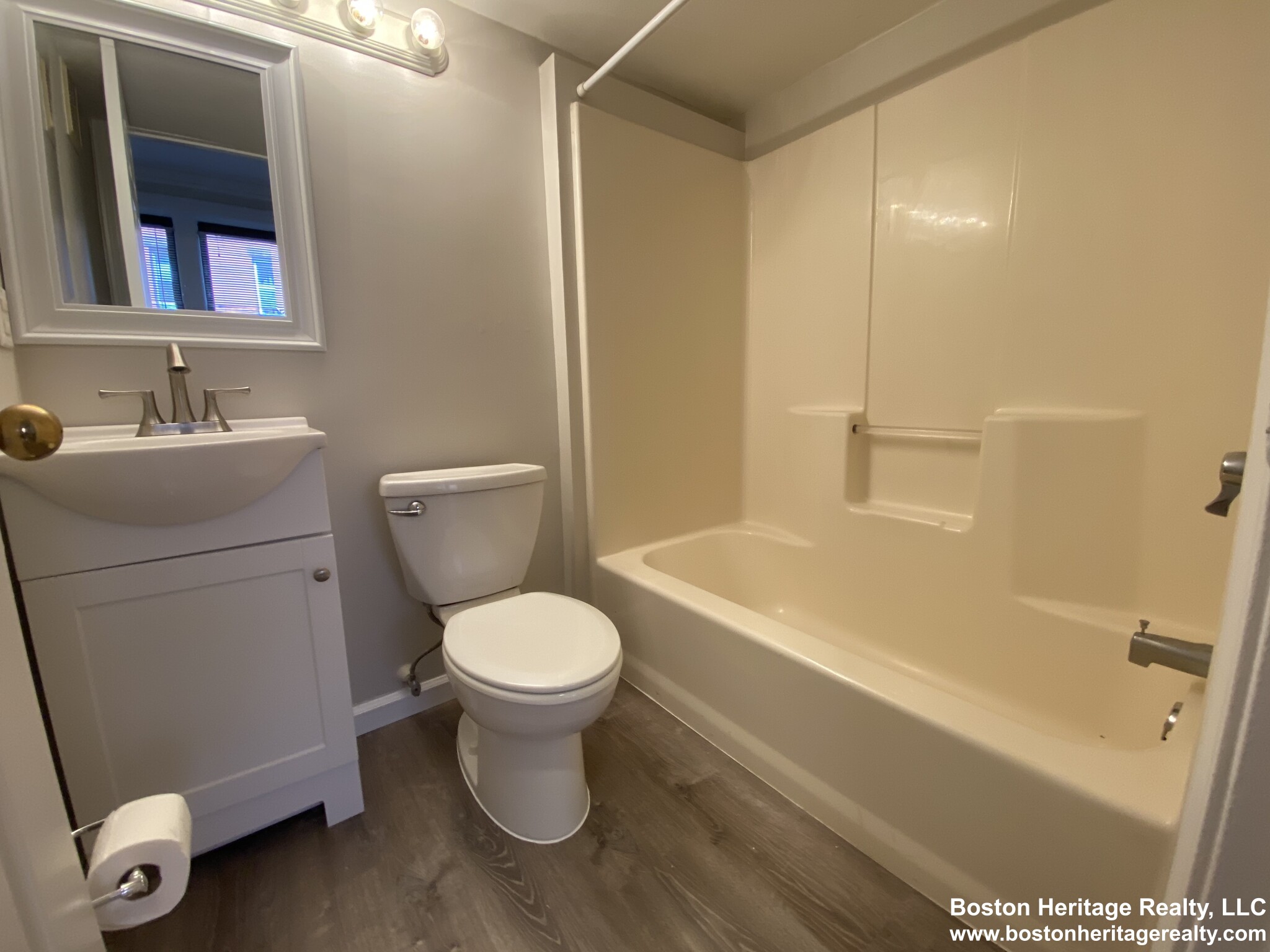 Studio bed, 1 bath apartment for rent at 22 Symphony Rd Unit 1, Fenway — photo 5 of 5