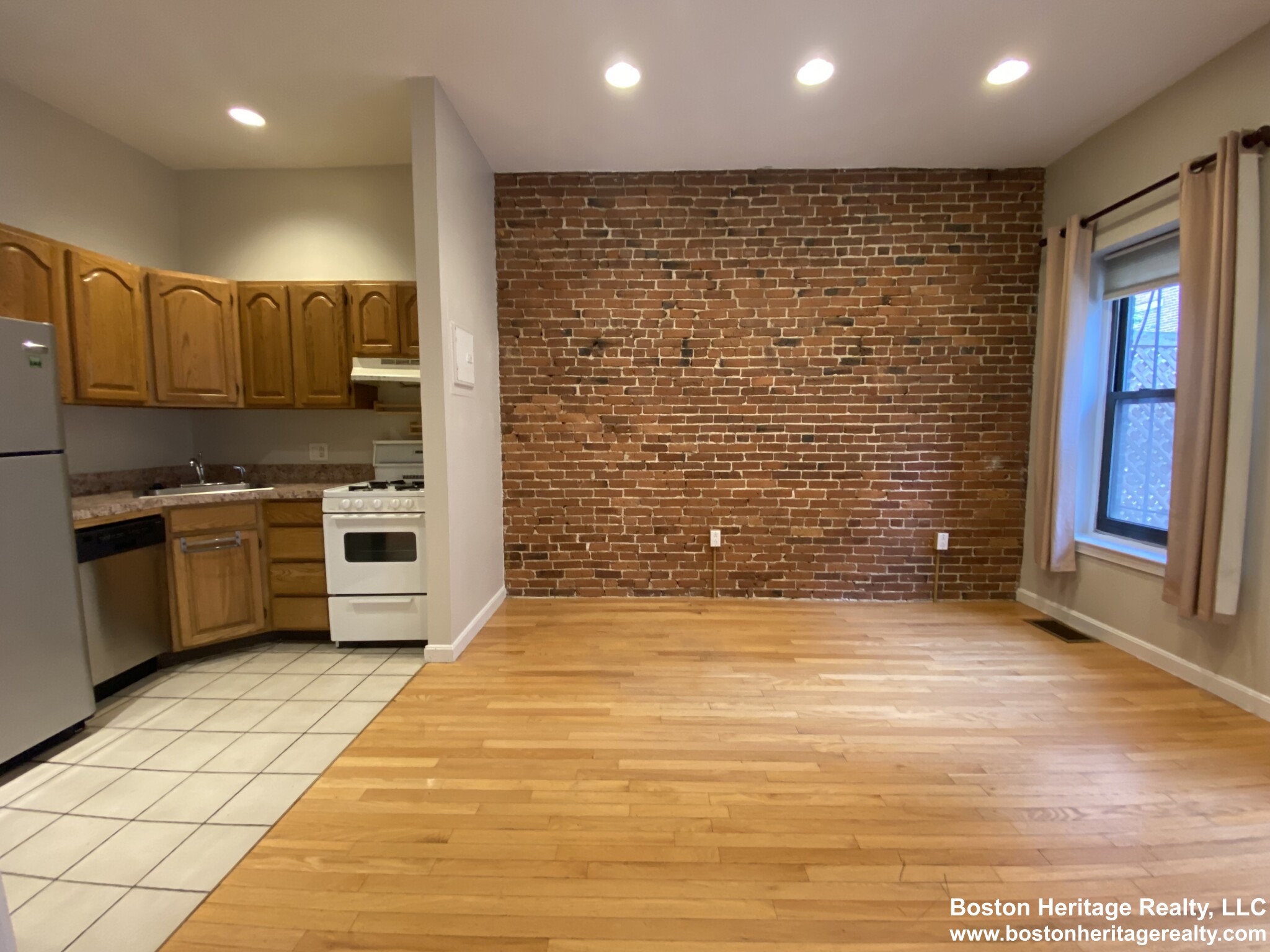 1 bed, 1 bath apartment for rent at 22 Symphony Rd Unit 3, Fenway — photo 1 of 8