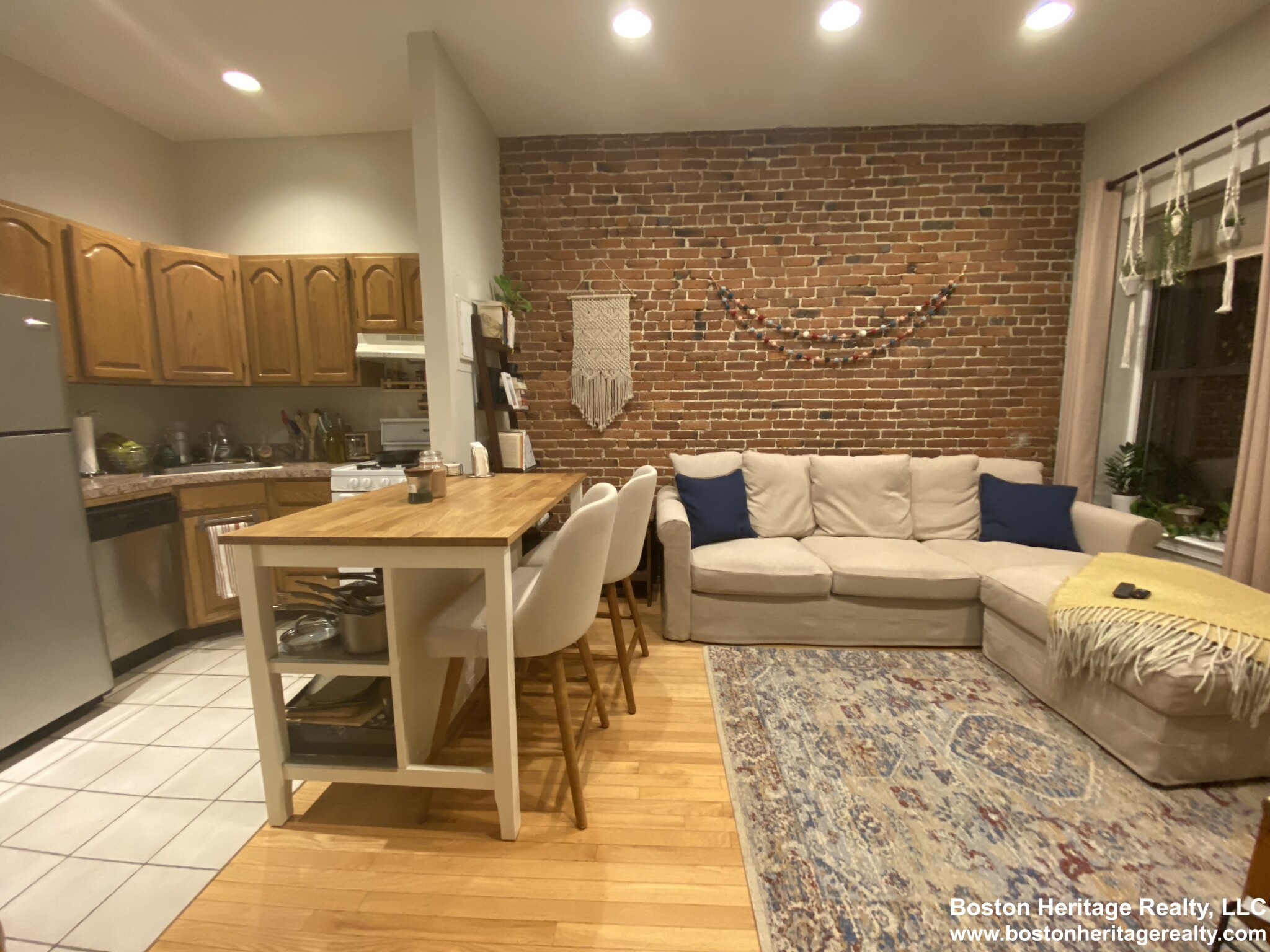 1 bed, 1 bath apartment for rent at 22 Symphony Rd Unit 3, Fenway — photo 3 of 8